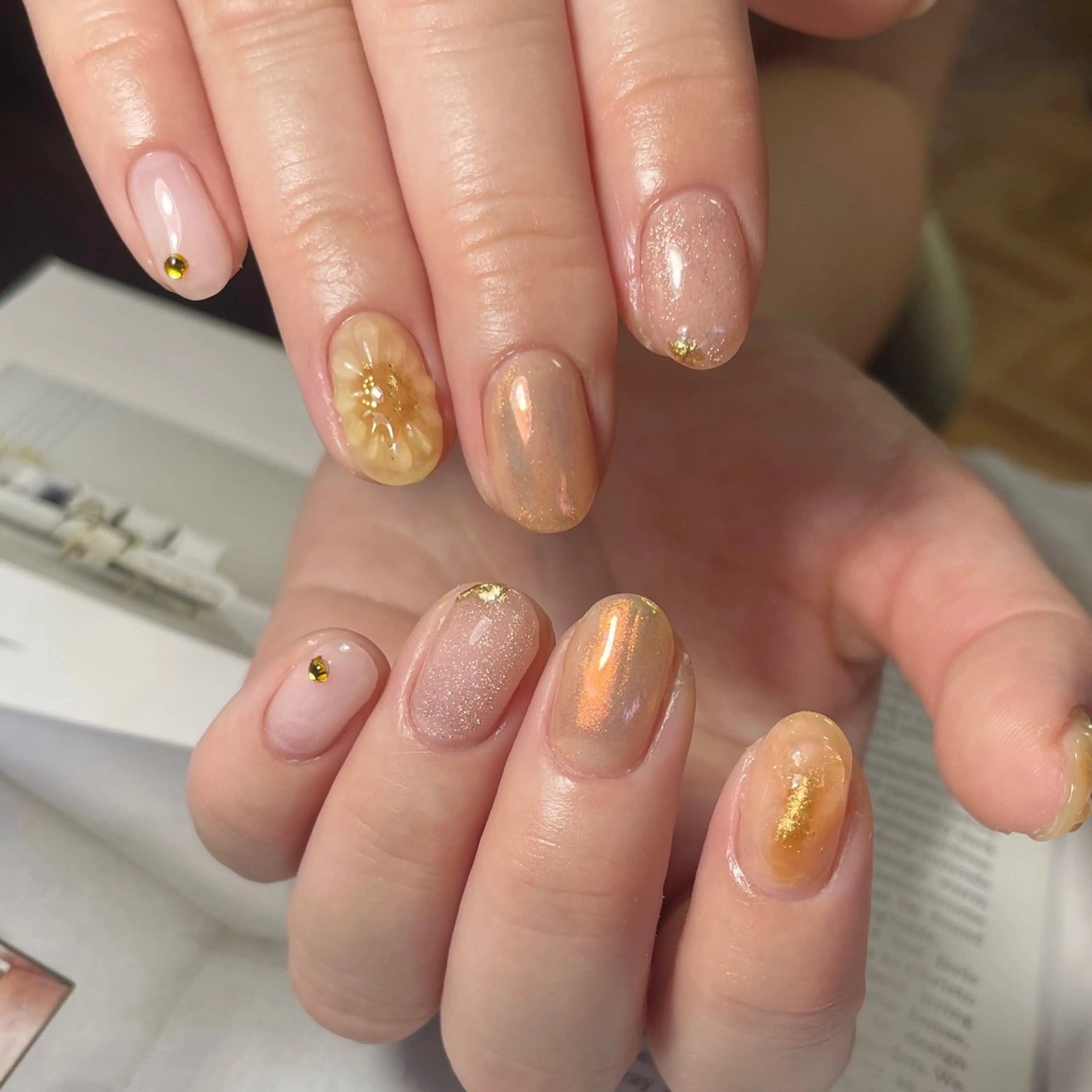 ネイル ニュアンスネイル Lofinails ちひろのネイルデザイン