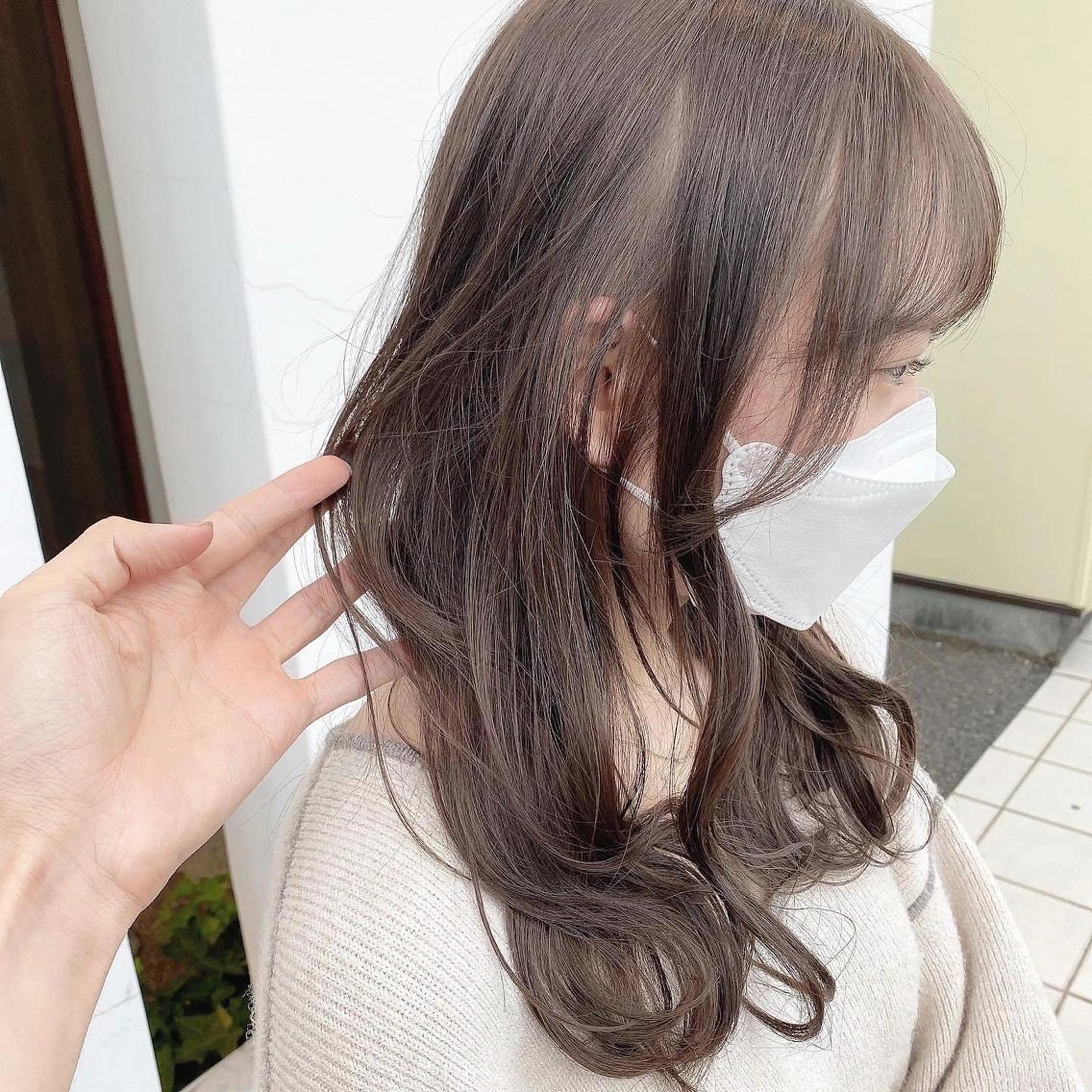 セミロング カット ヘアカラー トリートメント 具志 正太のヘアスタイル