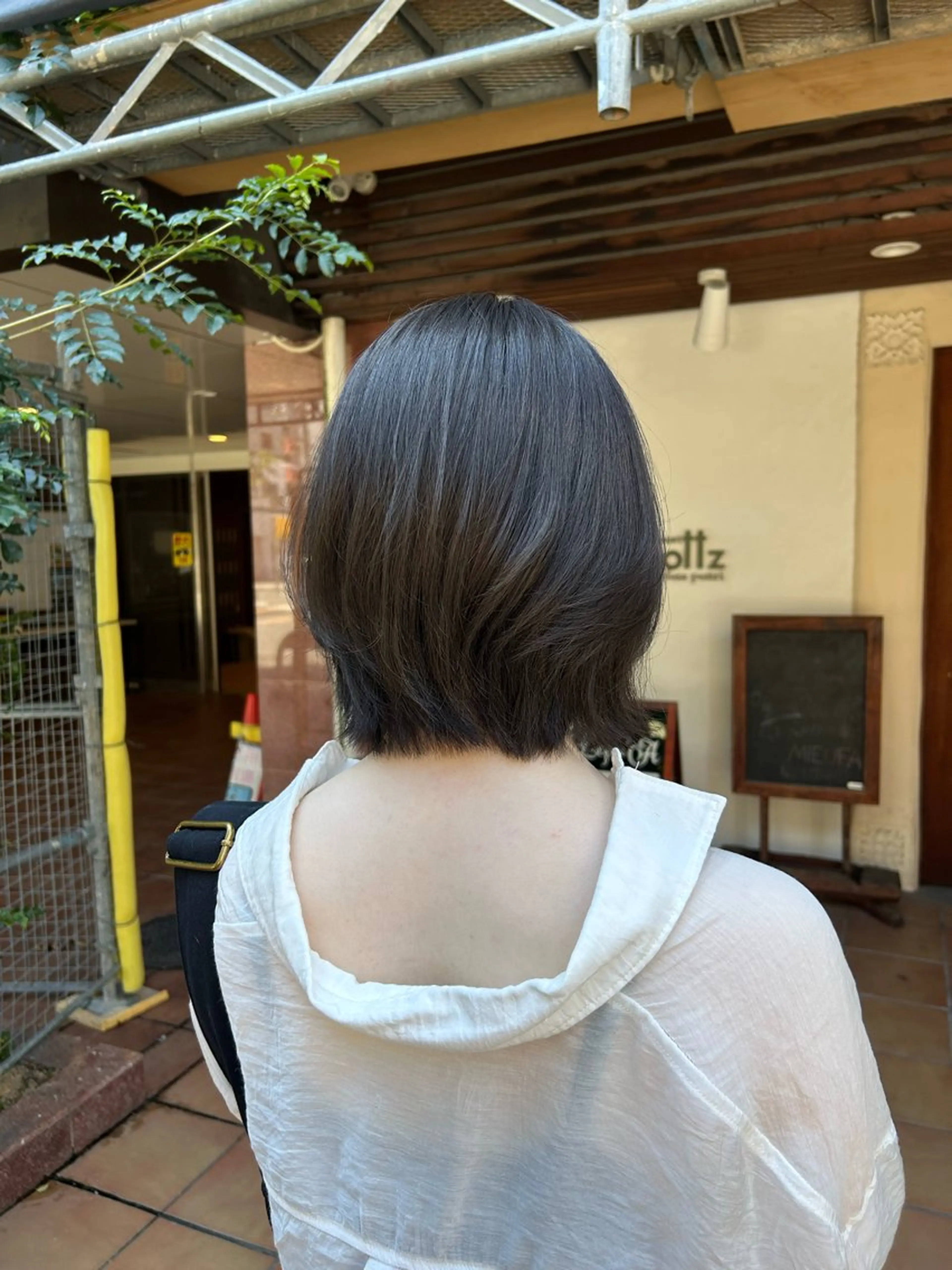 ミディアム カラー カット ヘアカラー トリートメント ヘッドスパ putri 川邉 優花のヘアスタイル