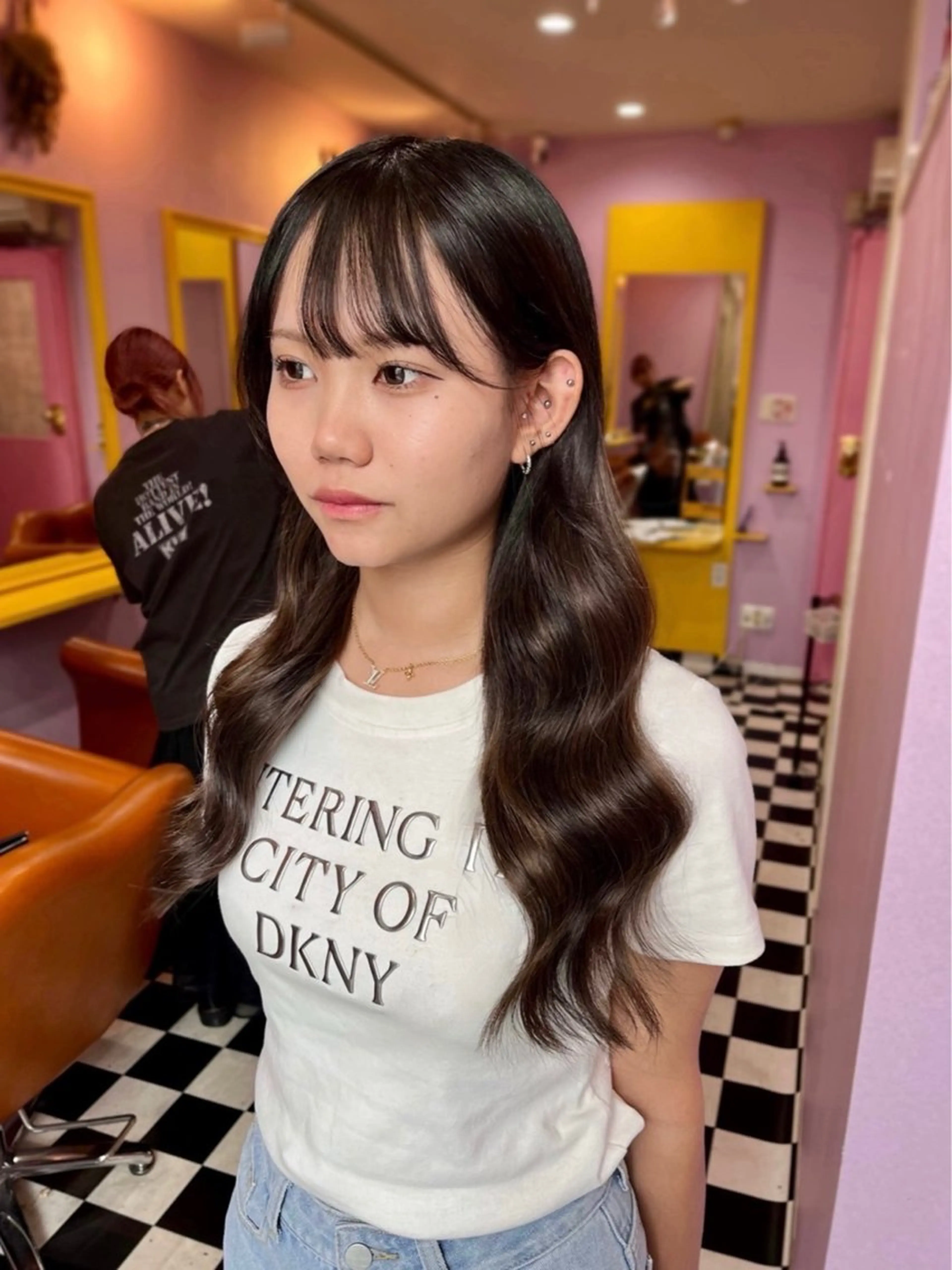 ロング シール＋ちび編み込み エクステ梅田🐨のヘアスタイル