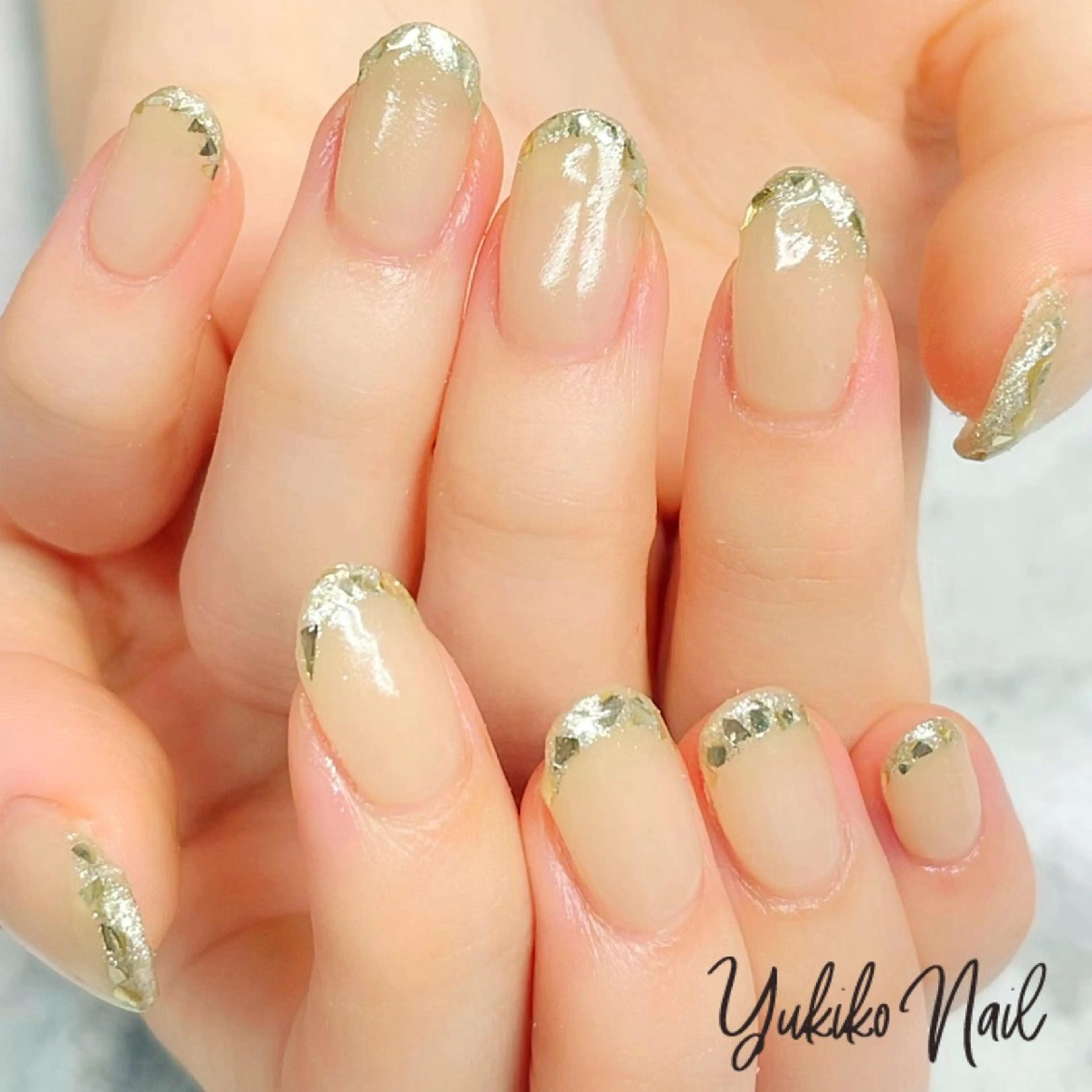 ネイル フレンチネイル ガラスフレンチ ゴールド キラキラネイル ハンドネイル ユキコ ネイルのネイルデザイン