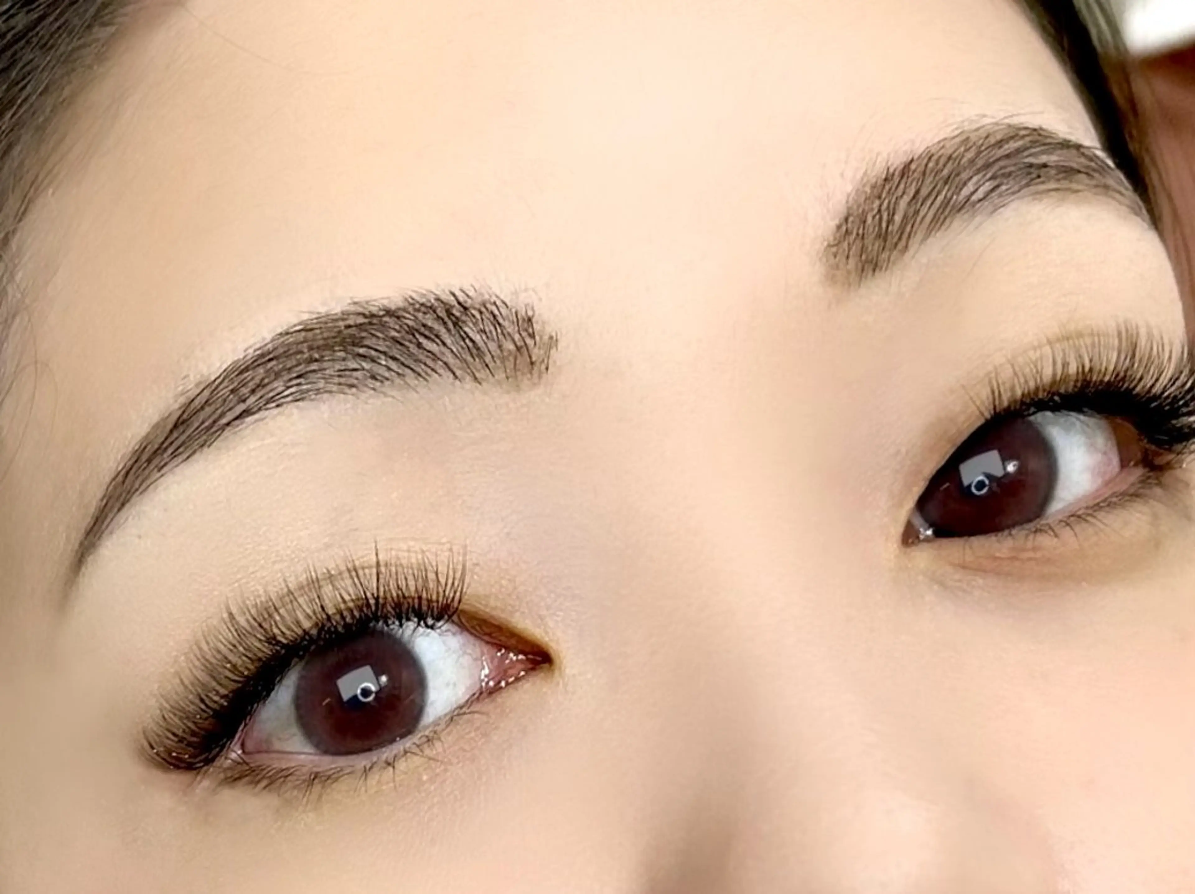 ボリュームラッシュ100束(カラーエクステあり)の写真