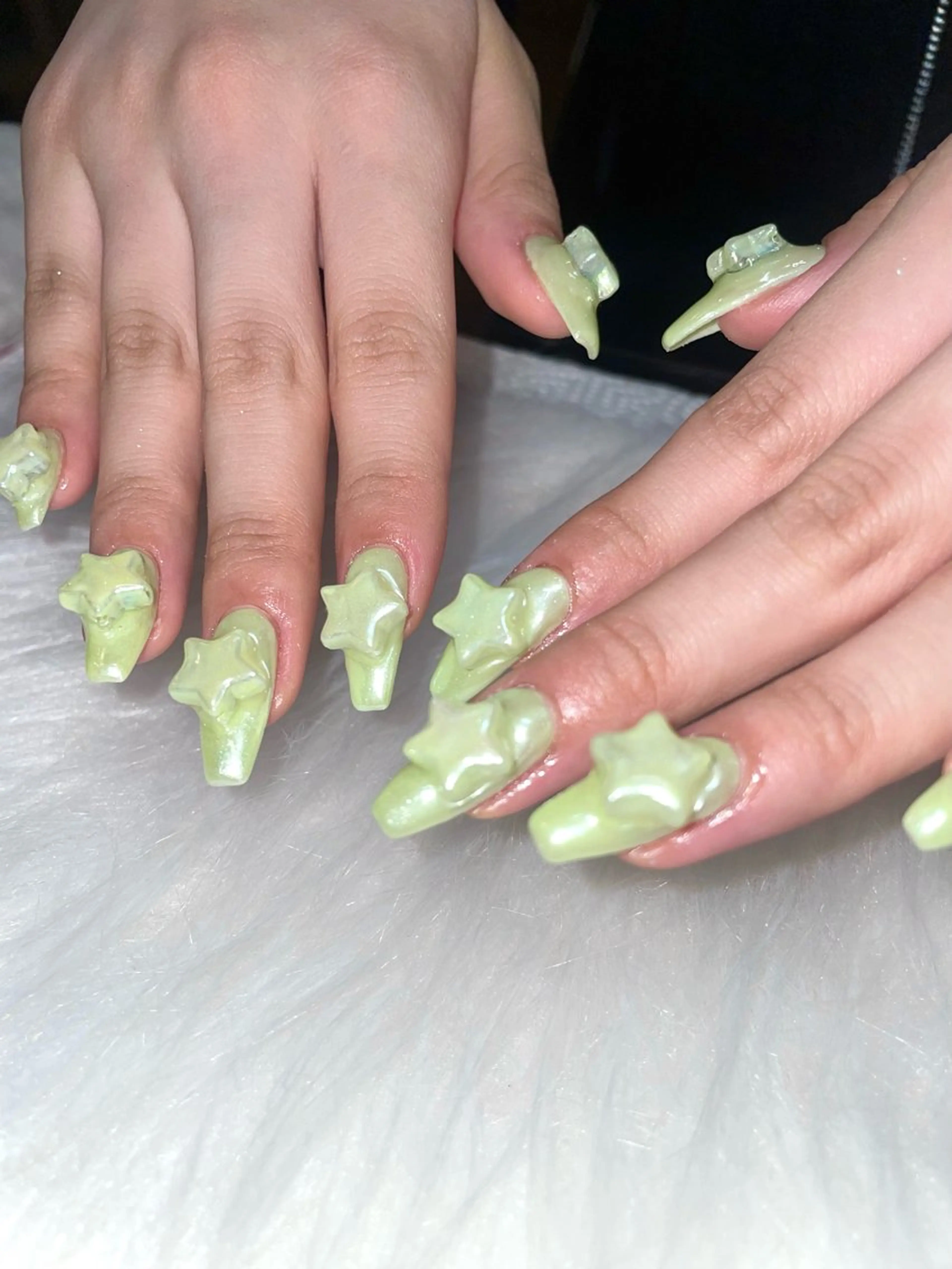 ネイル オーロラネイル ハンドネイル Nail ヌシん家 AKANEのネイルデザイン