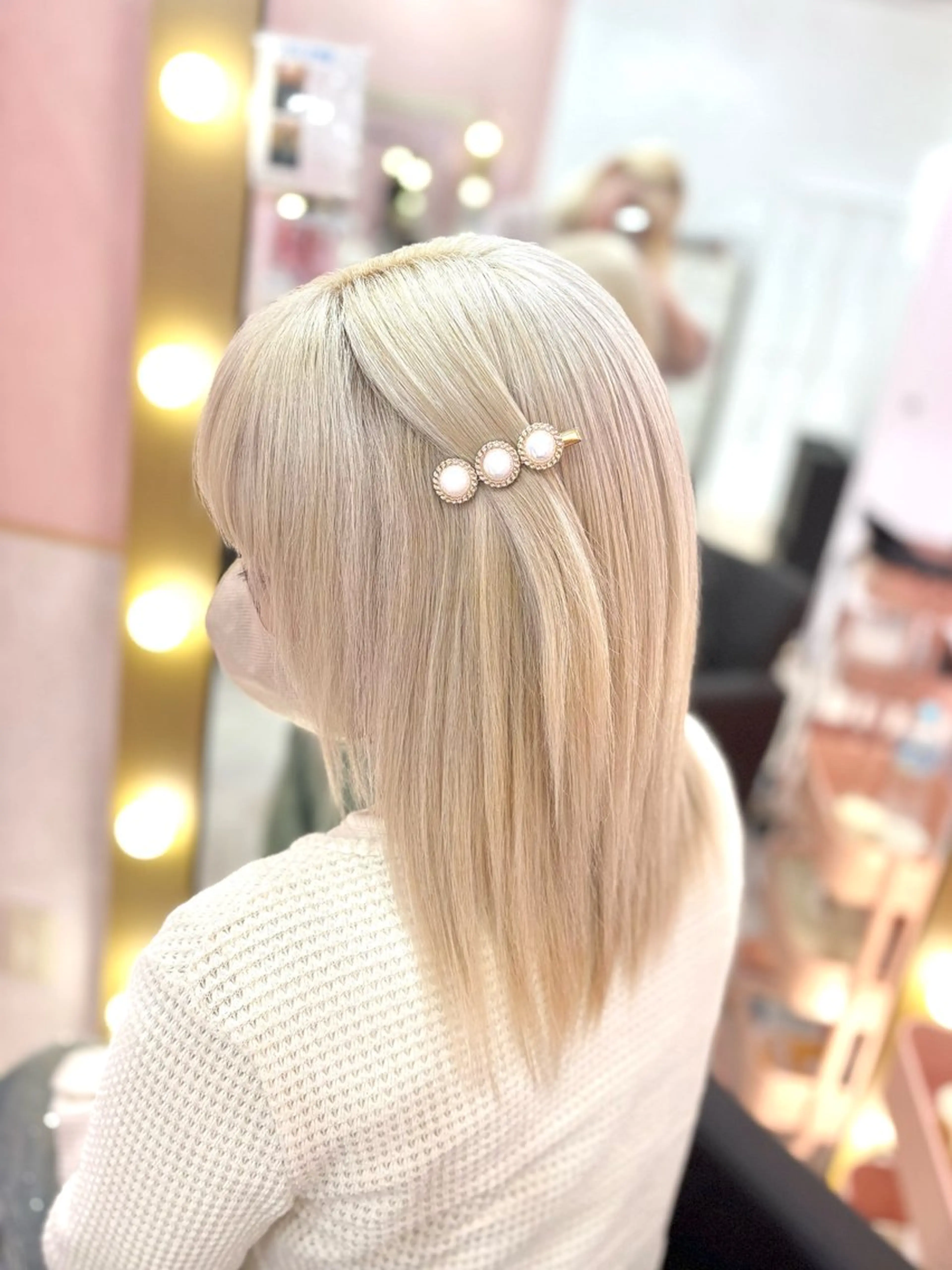 セミロング カラー 甘ふわgirly🎀 ハイトーン🤍Ramのヘアスタイル