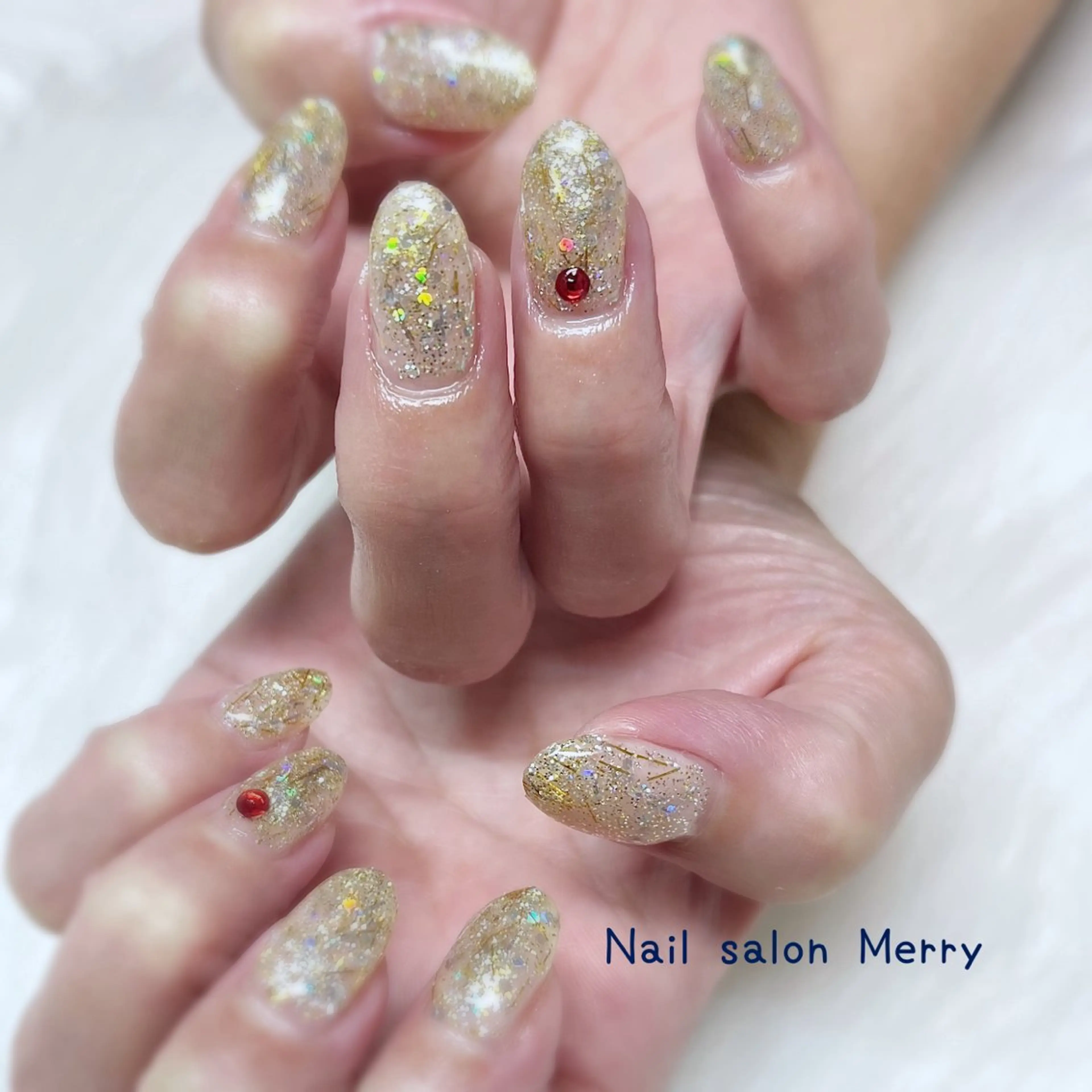 ネイル 赤色 ハンドネイル Nail salon Merryのネイルデザイン