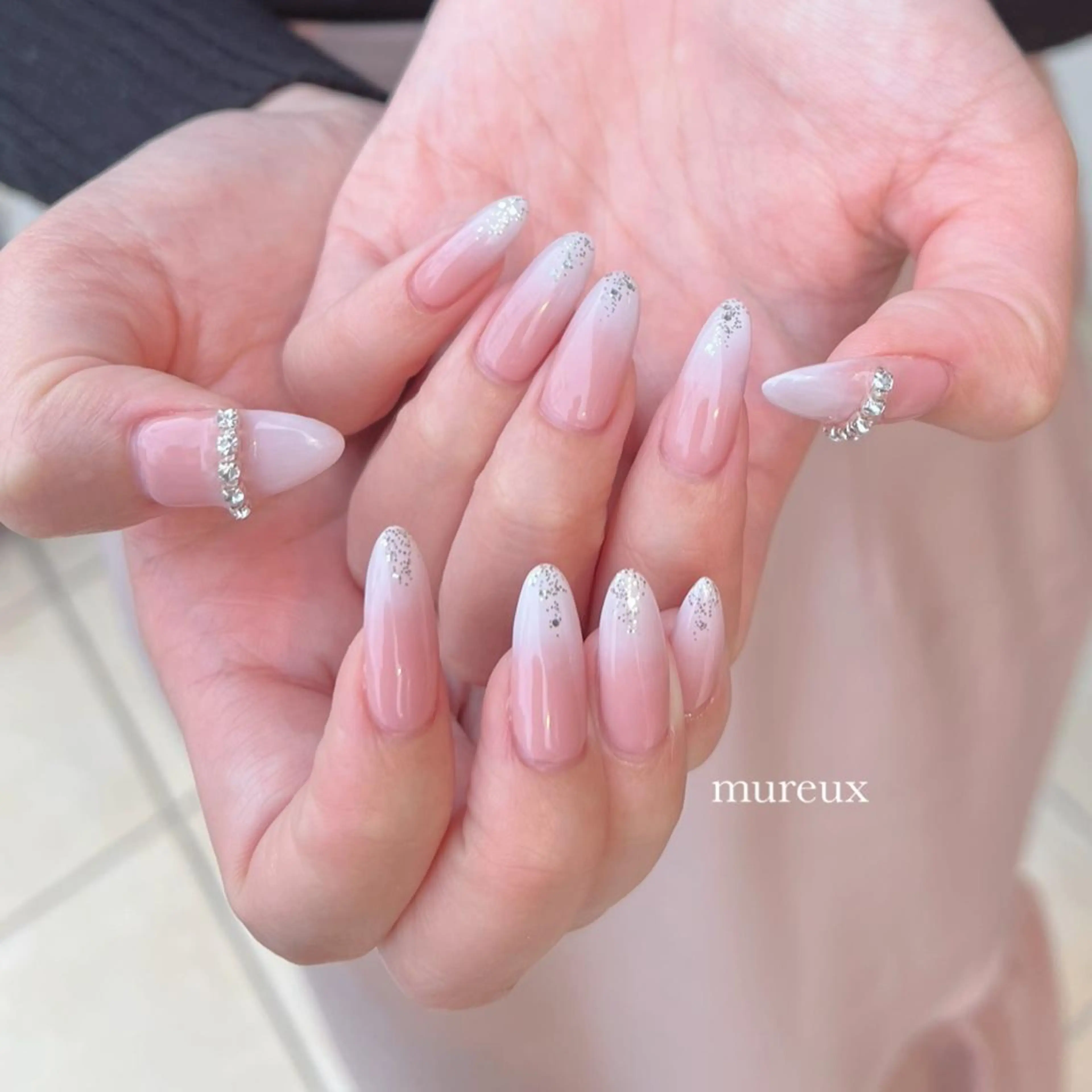 ネイル ハンドネイル mureux ∵ayakaのネイルデザイン