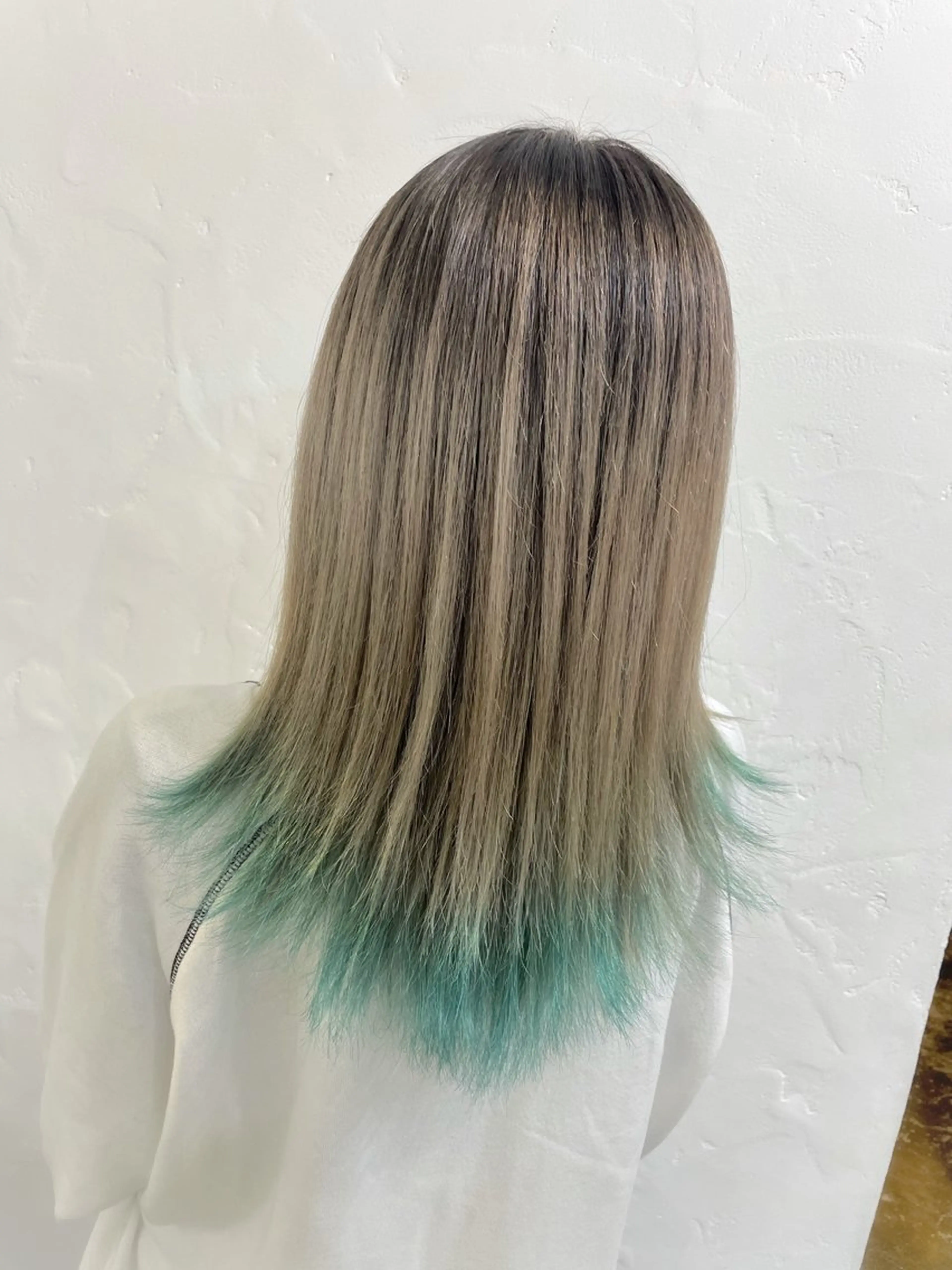 セミロング カラー 🌱透明感カラー☘️ TOYO🌱のヘアスタイル