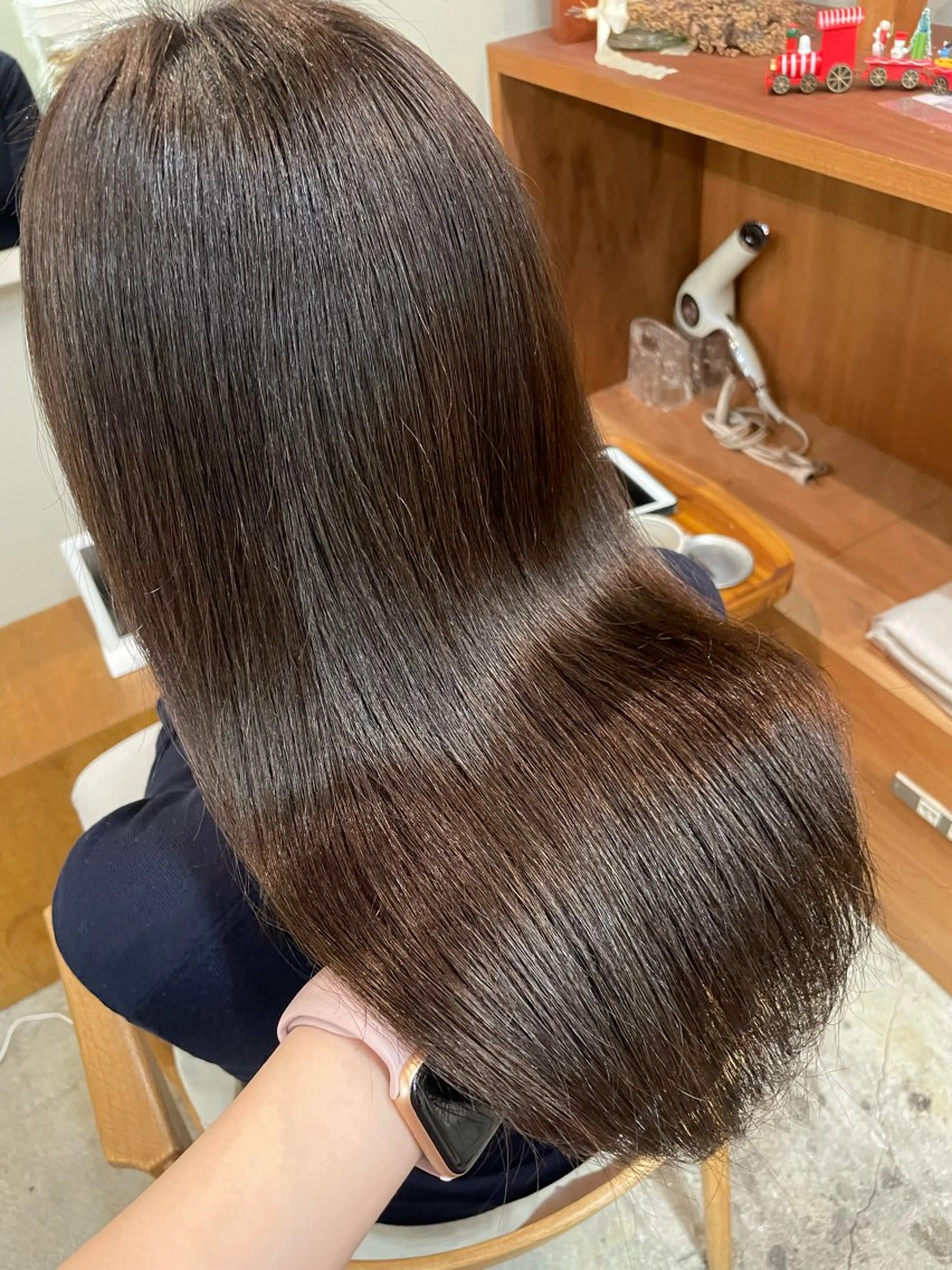 カラー 山下 悠月のヘアスタイル