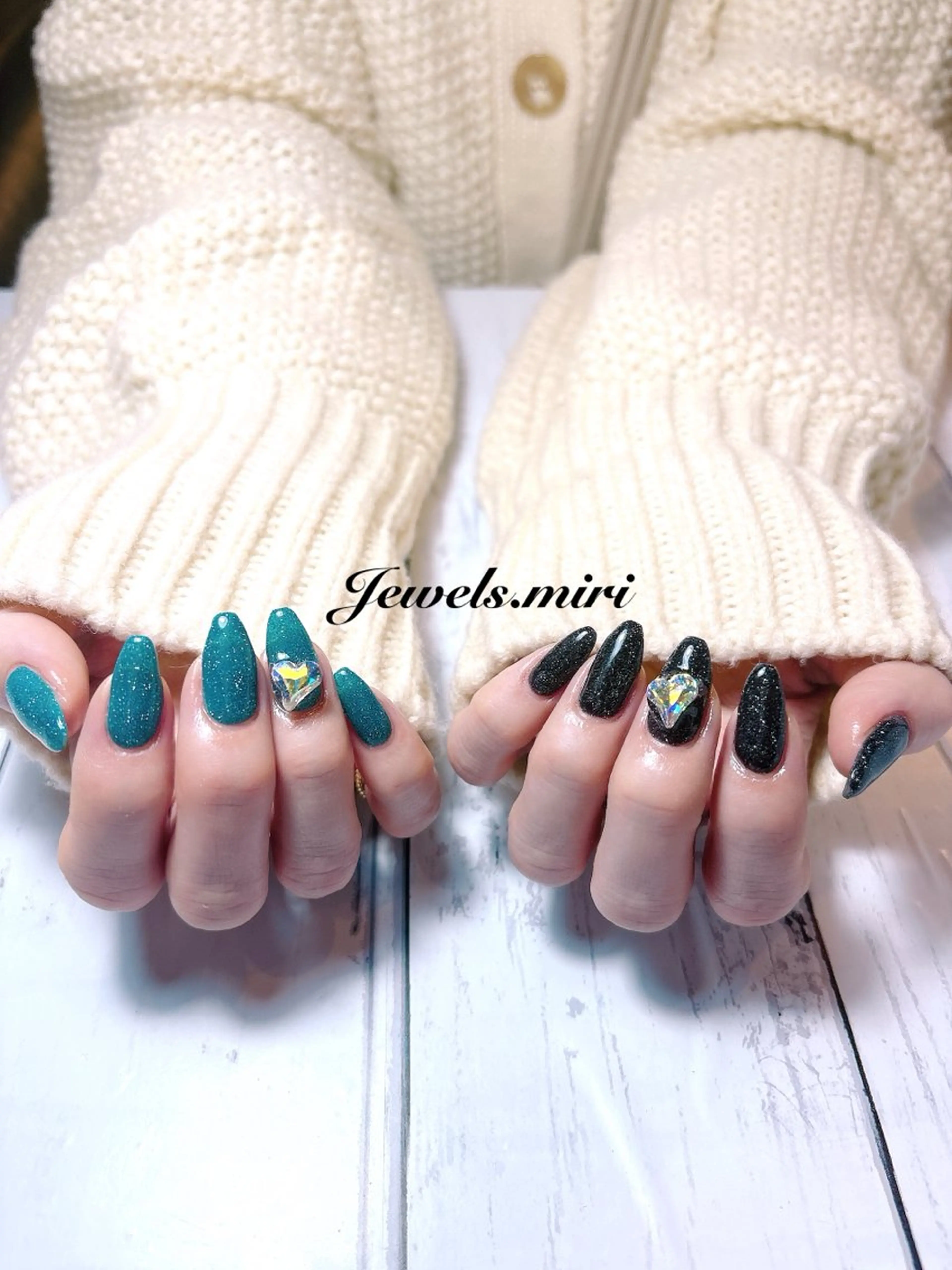 ネイル フラッシュネイル ハート ネイルサロン Jewels Mのネイルデザイン