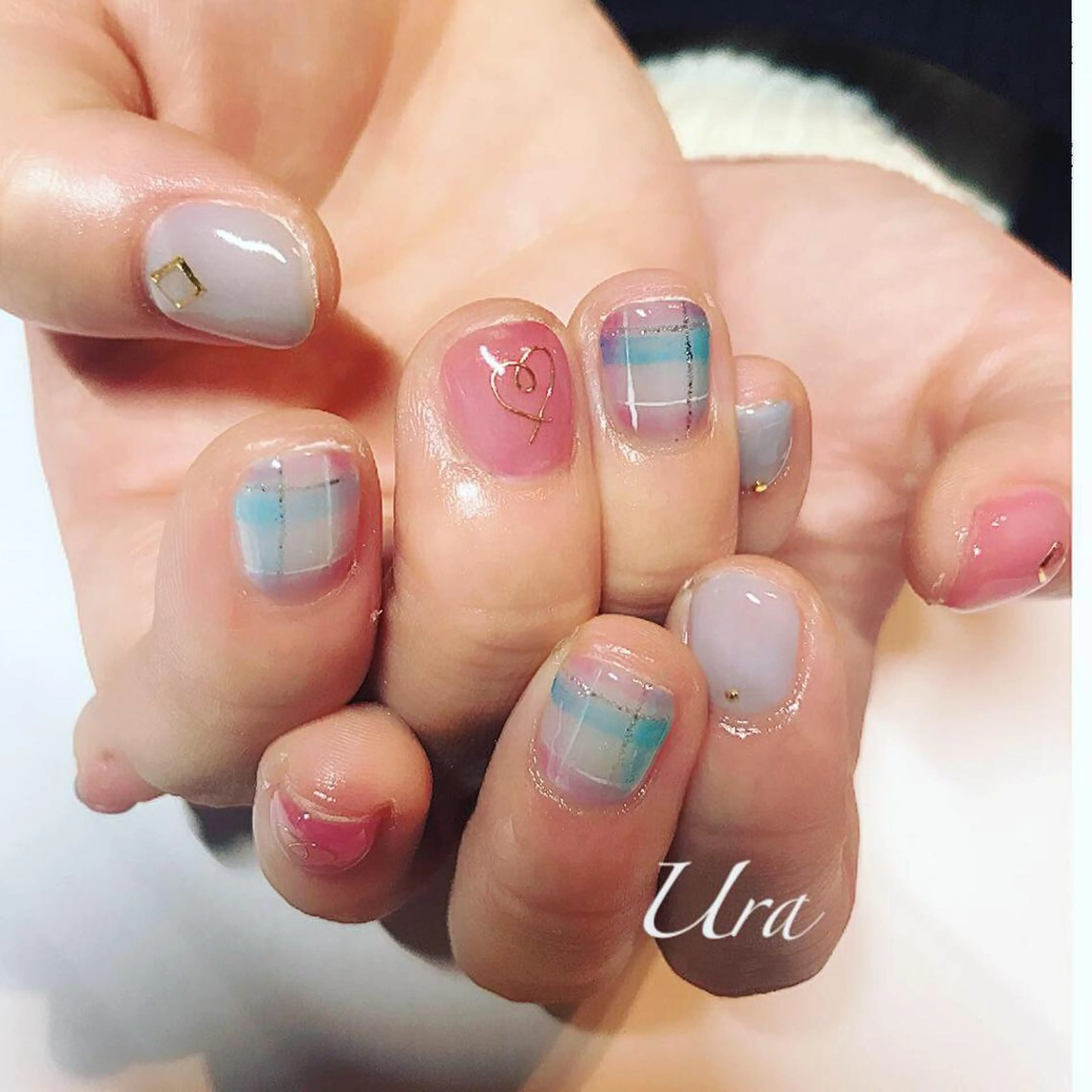 ネイル UrakoNail 《nail》のネイルデザイン