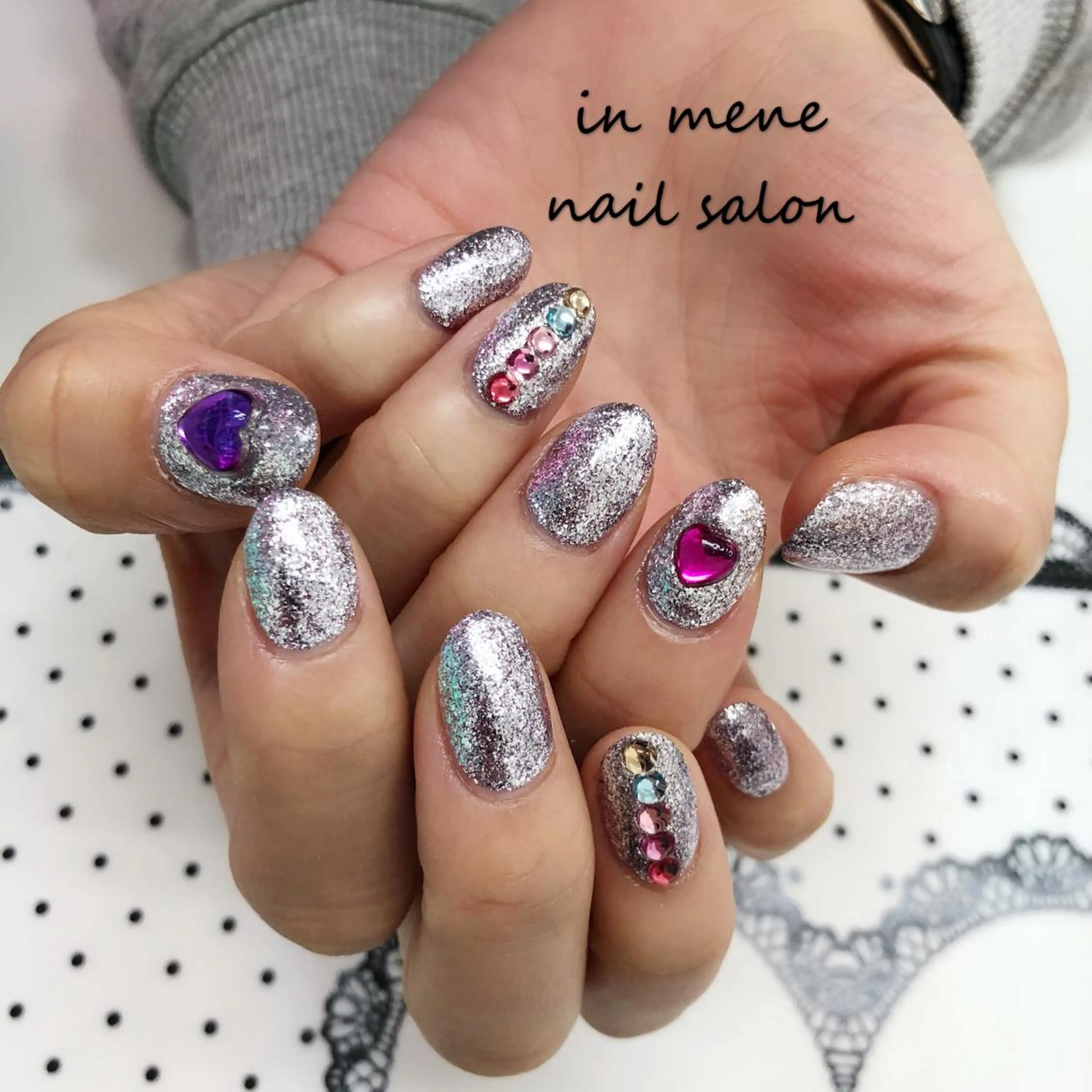 ネイル IN MENEのネイルデザイン