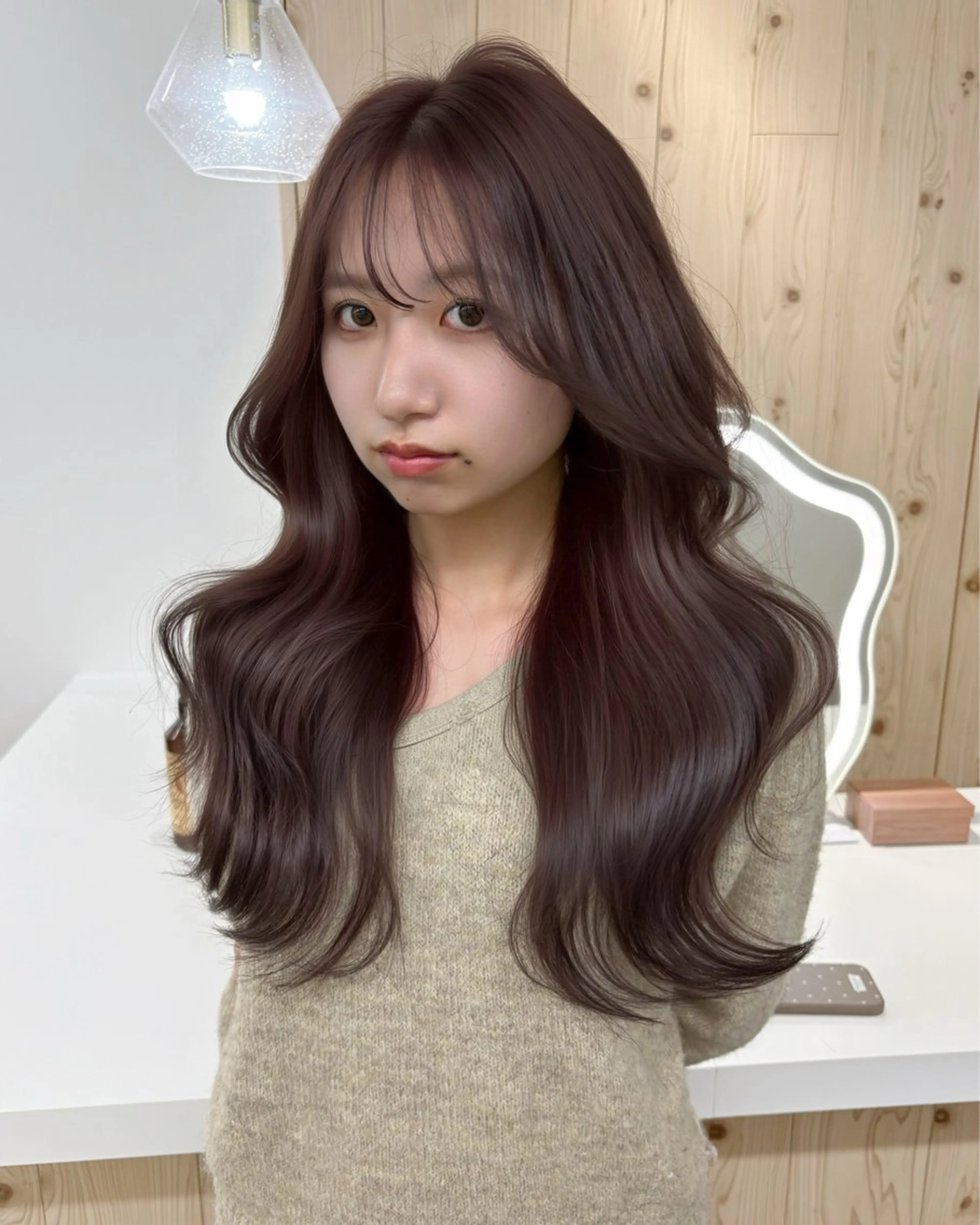 ロング カラー カット ヘアカラー トリートメント ヘアセット 新宿/韓国ヘア/ 髪質改善ストレートのヘアスタイル