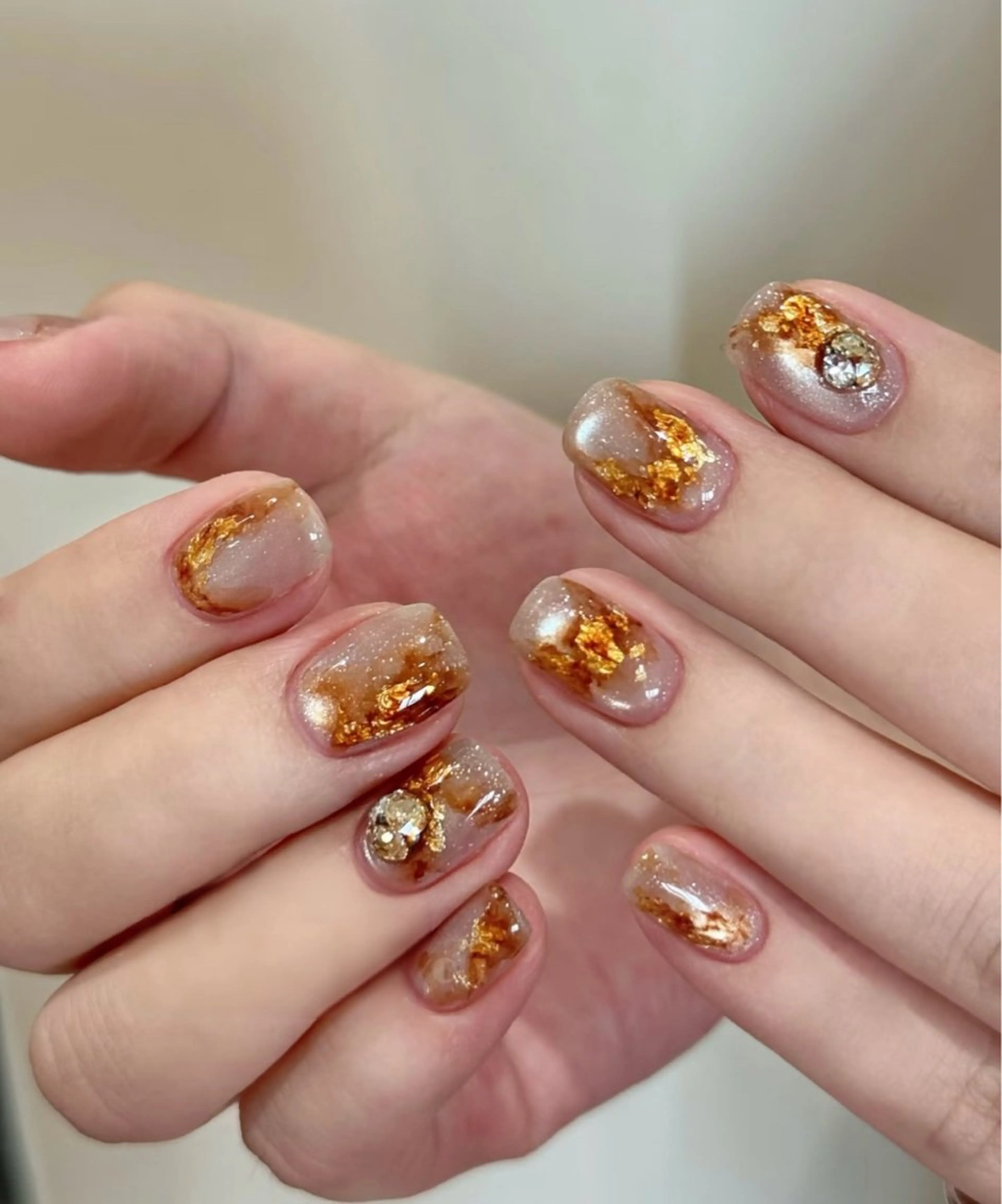 ネイル アートネイル チークネイル 長さ出し フラッシュネイル キラキラネイル ハンドネイル ハンドケア For you. Nail Salonのネイルデザイン