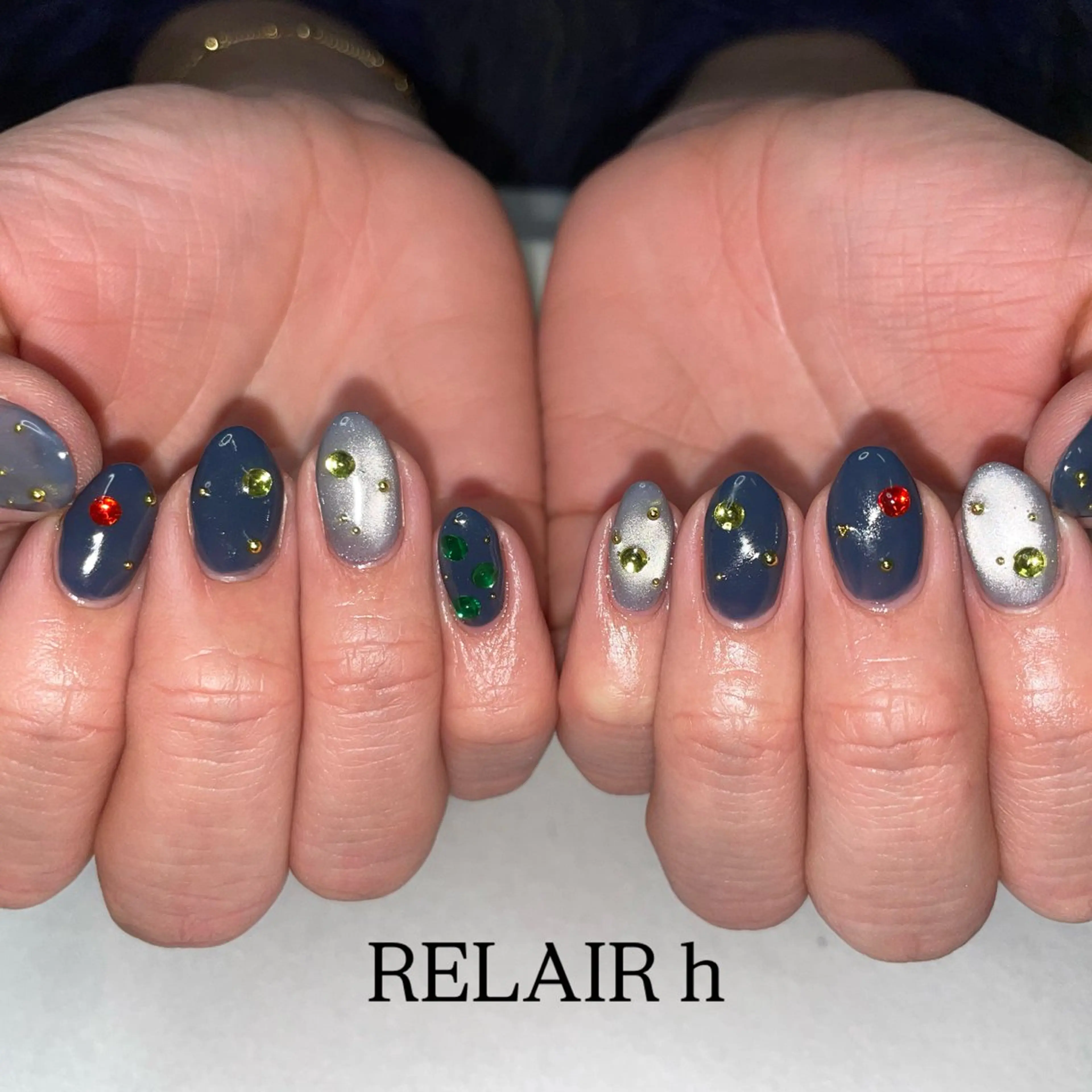 ネイル 西村 彩音のネイルデザイン