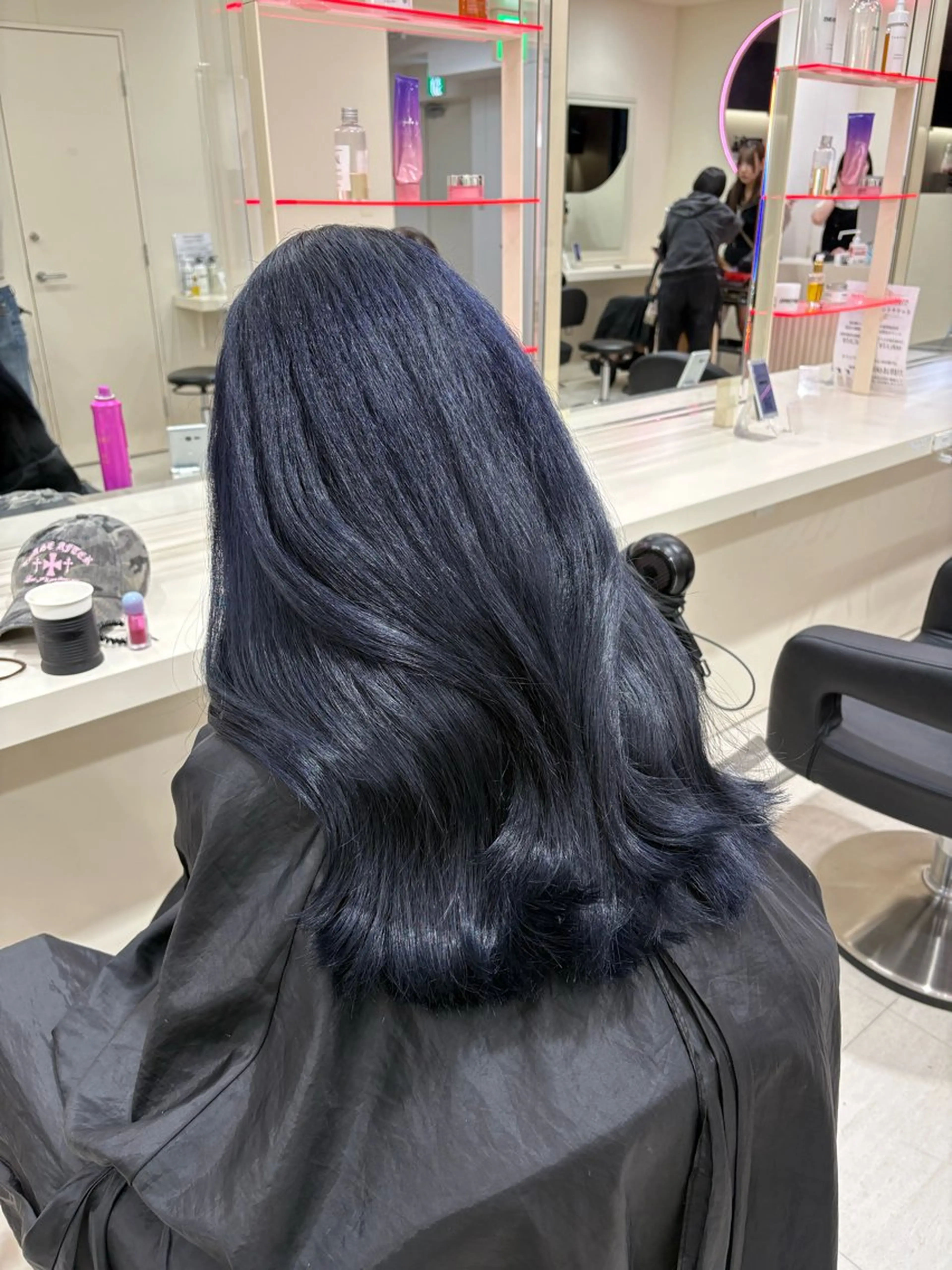 ミディアム カラー ヘアアレンジ ヘアカラー 💟RINNA 艶カラー💟のヘアスタイル