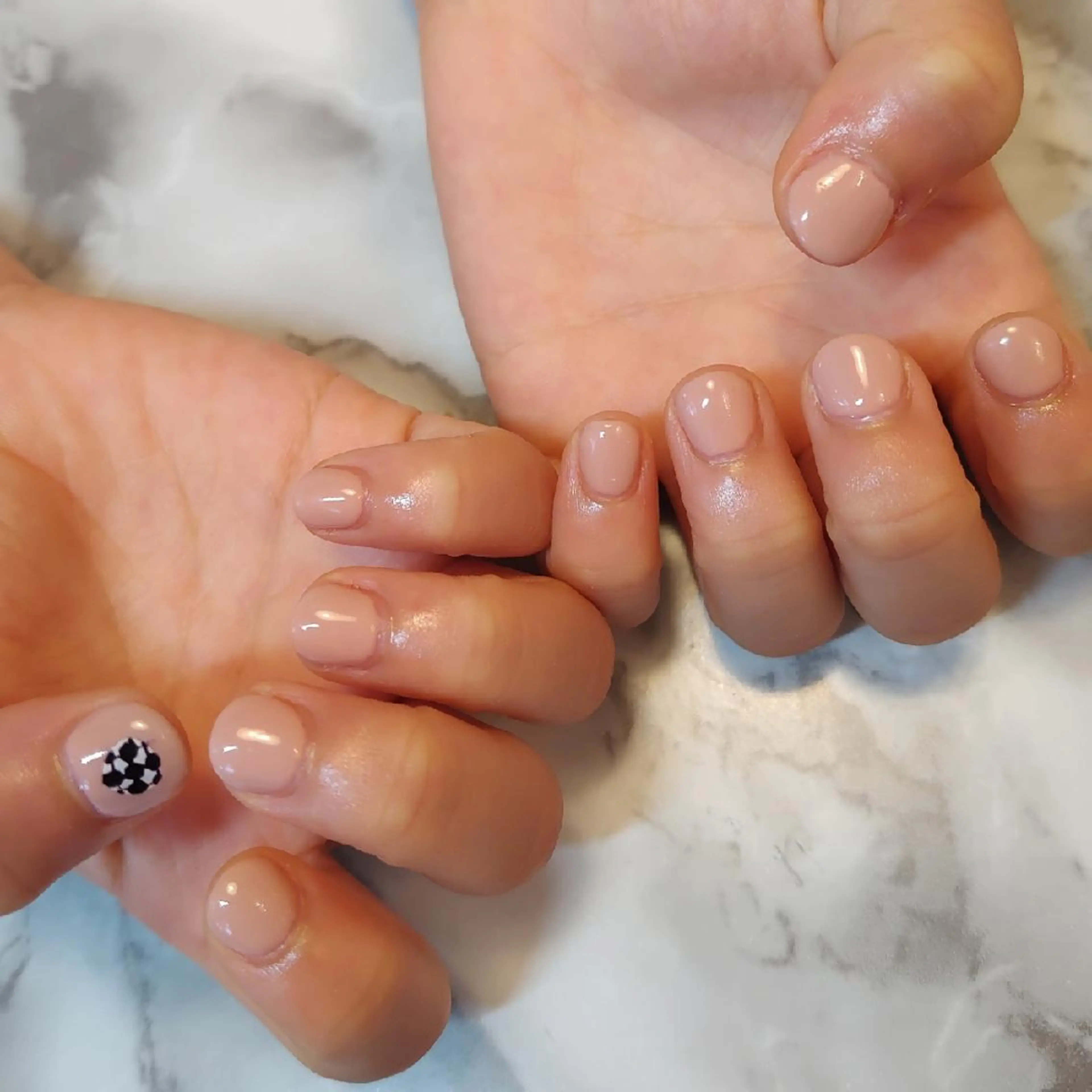 ネイル ジェヌインネイル 河内のネイルデザイン