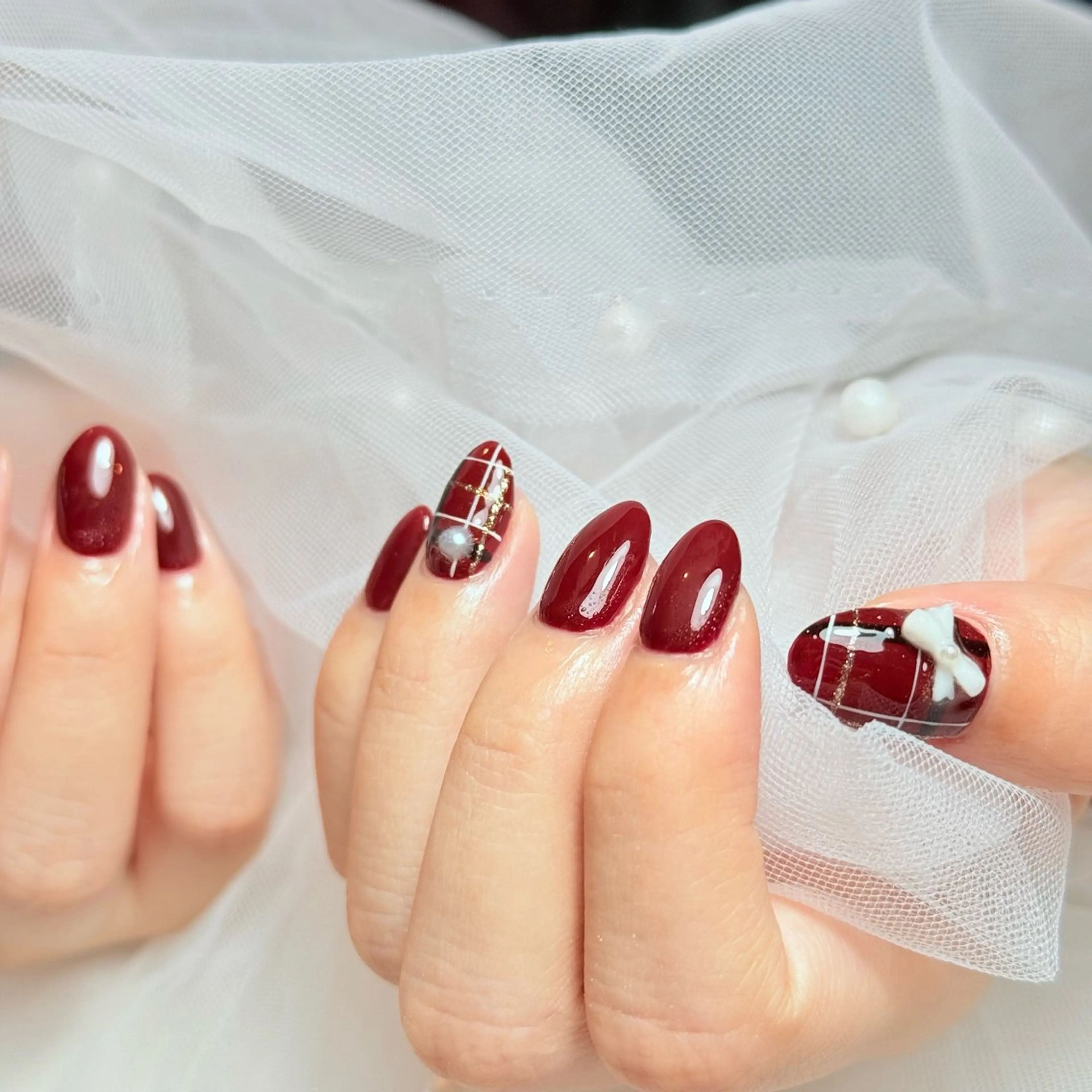 ネイル チークネイル フレンチネイル グラデーション キラキラネイル 韓国ネイル ハンドネイル Risa_ Nailのネイルデザイン