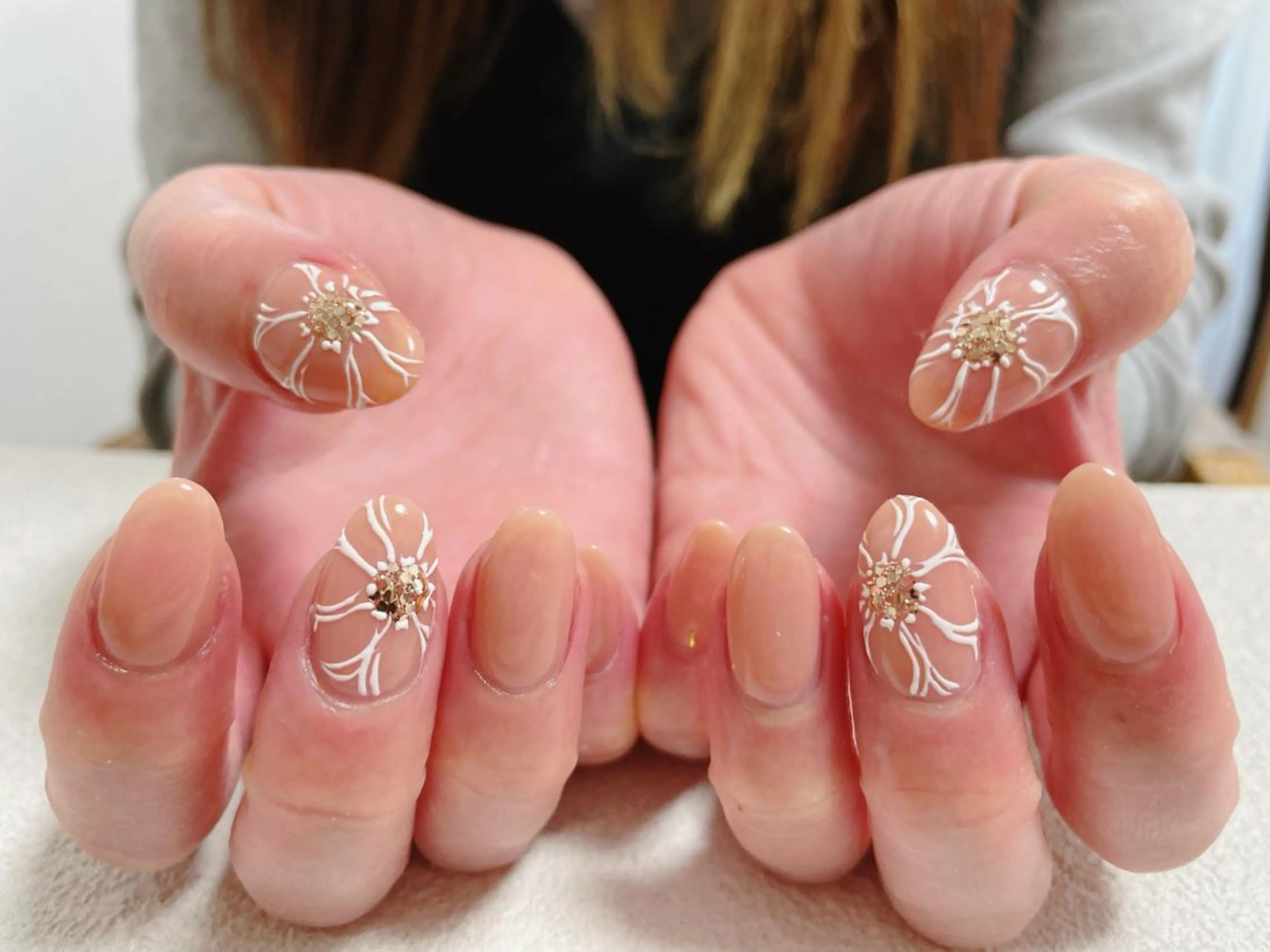 ネイル オーロラネイル フラワーネイル フットネイル フレンチネイル ジェルネイル mogunail &blowのネイルデザイン