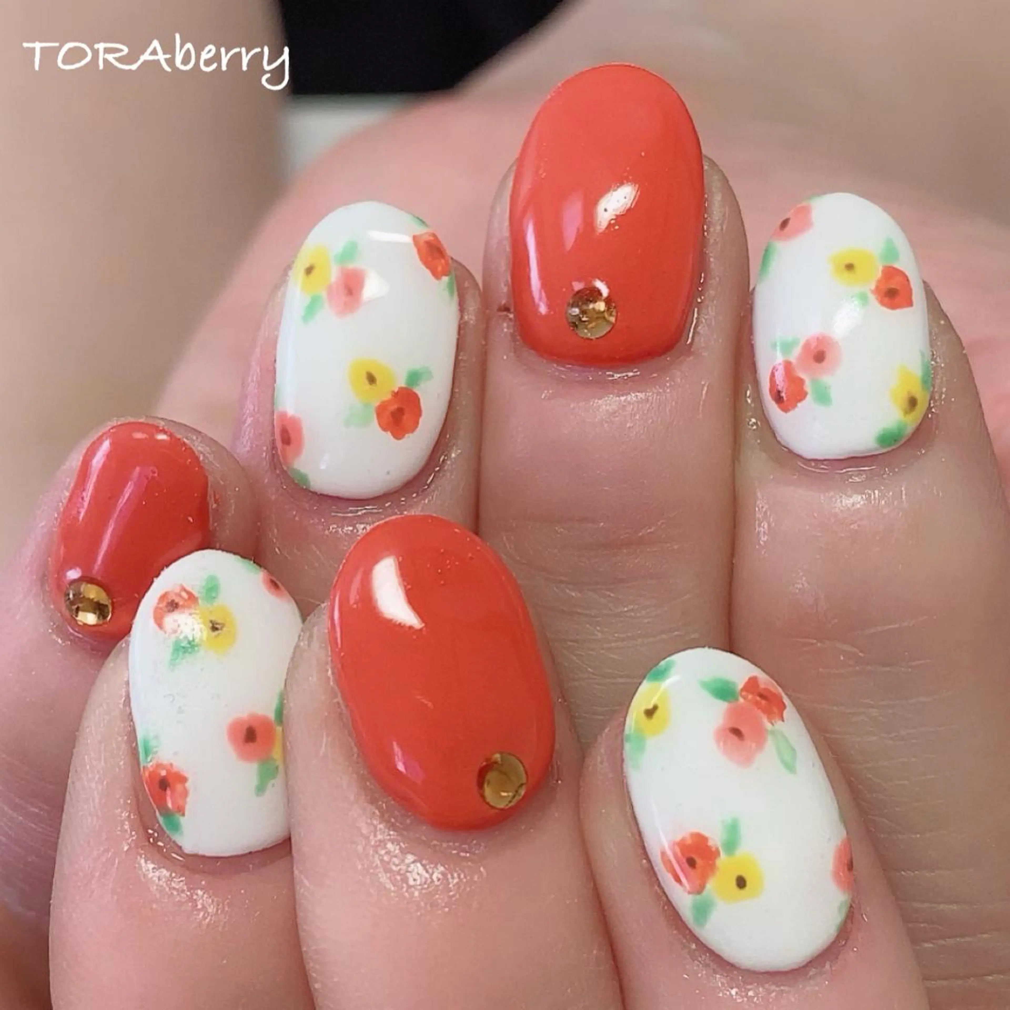 ネイル ハンドネイル ネイリスト なつみのネイルデザイン