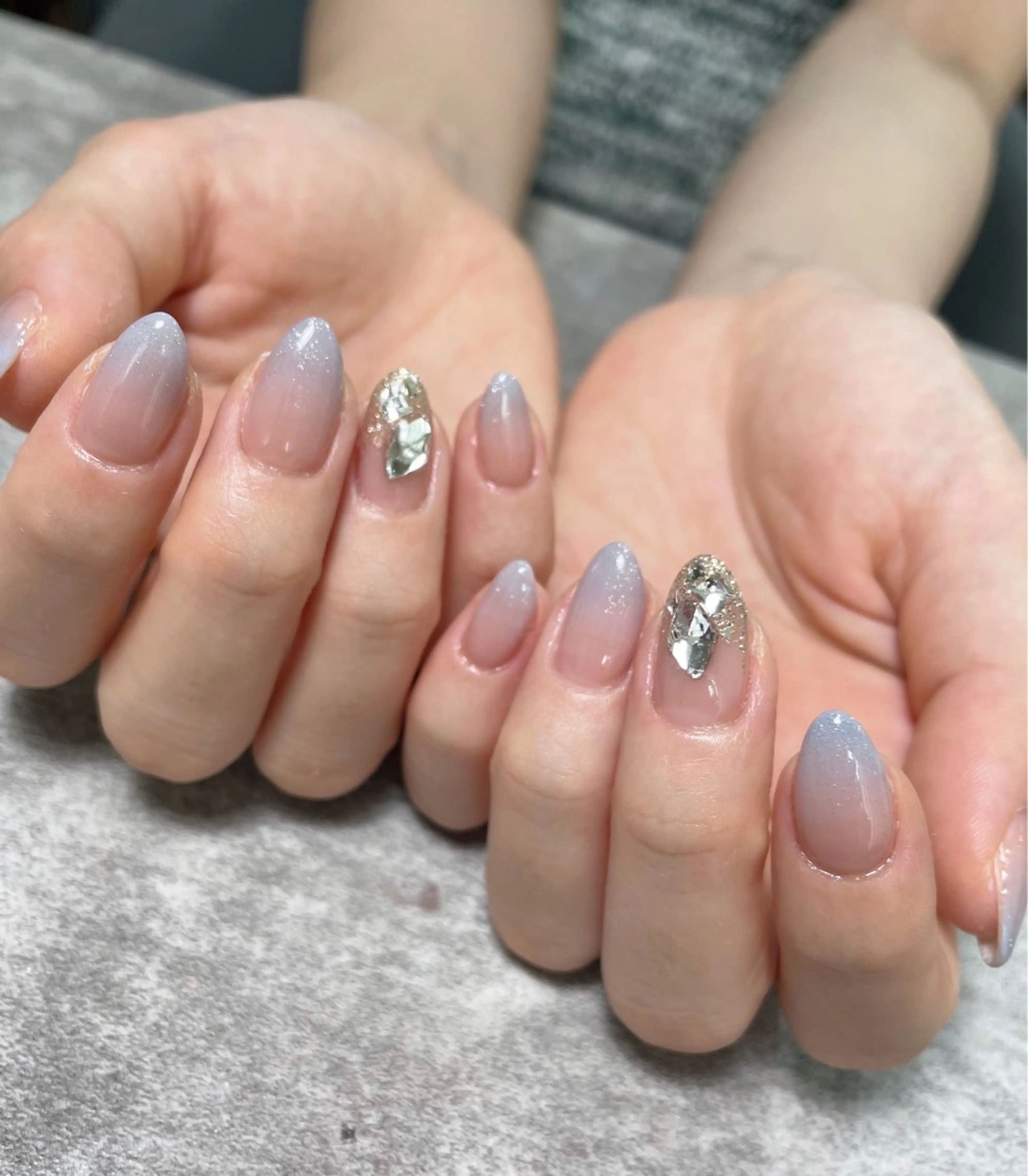 ネイル ブルー グラデーション ラメ(グリッター) マグネットネイル ma riのネイルデザイン