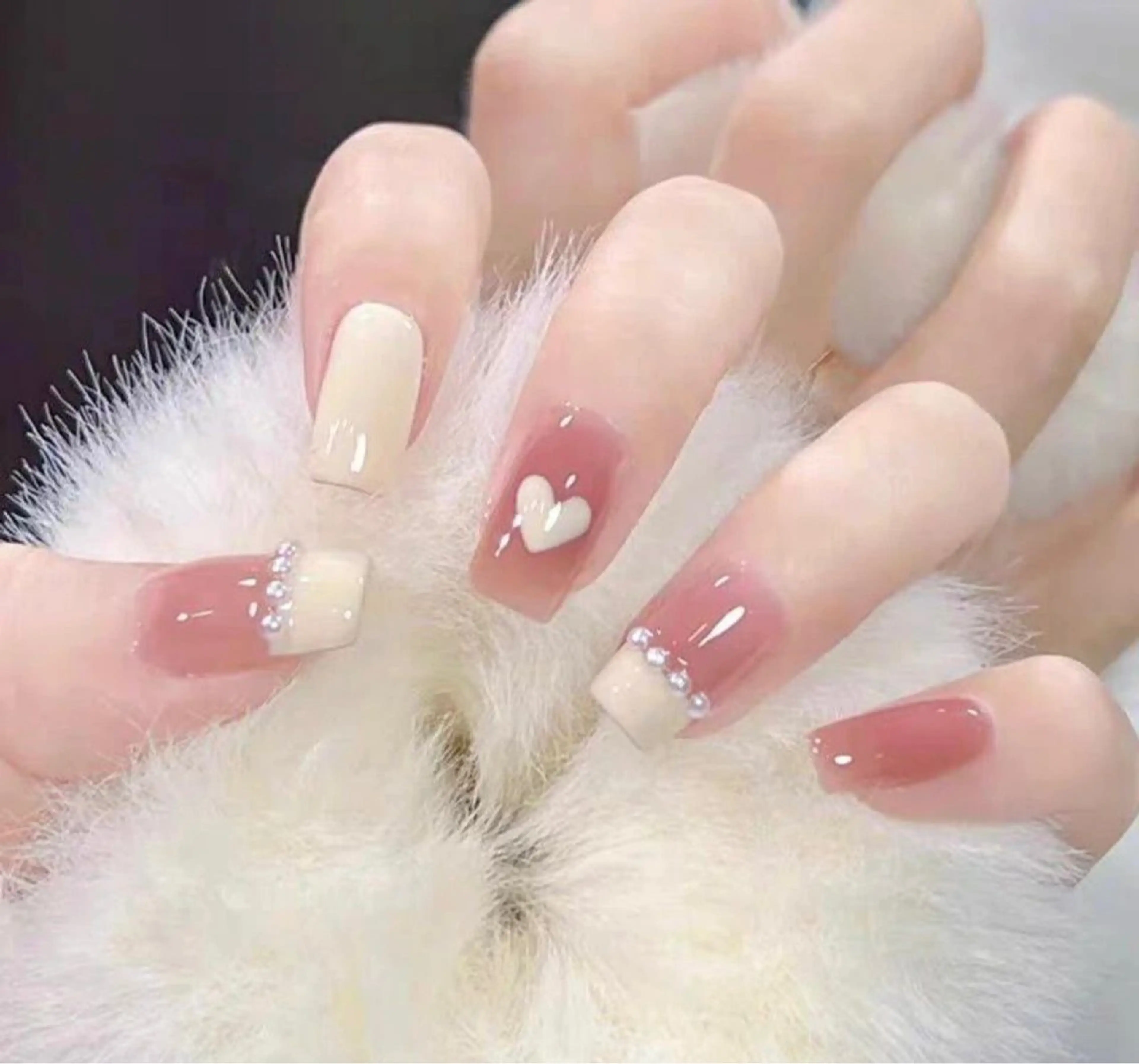 ネイル チークネイル 長さ出し フラッシュネイル フットネイル フレンチネイル Aina nail さゆりのネイルデザイン