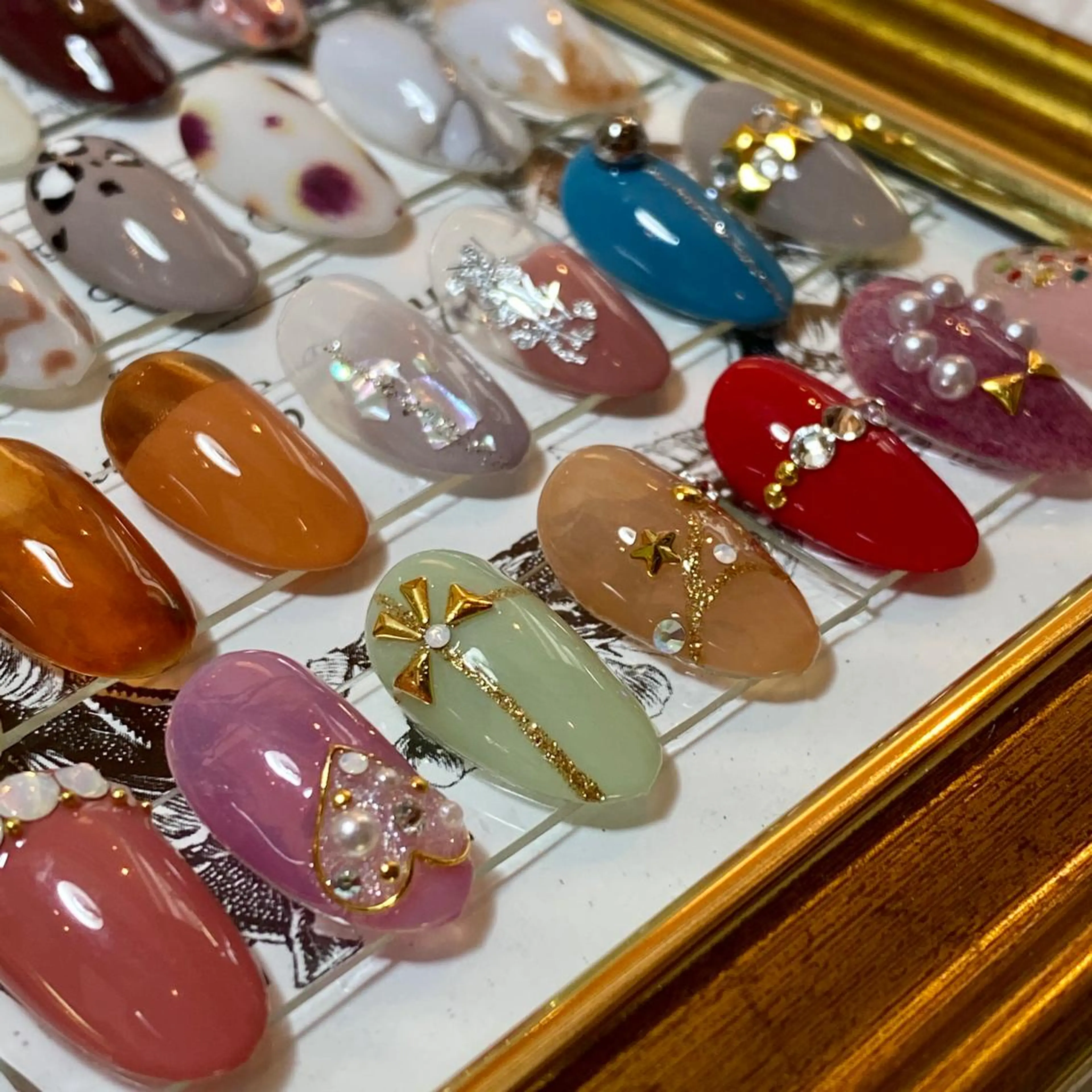 ネイル Temptation mainailのネイルデザイン