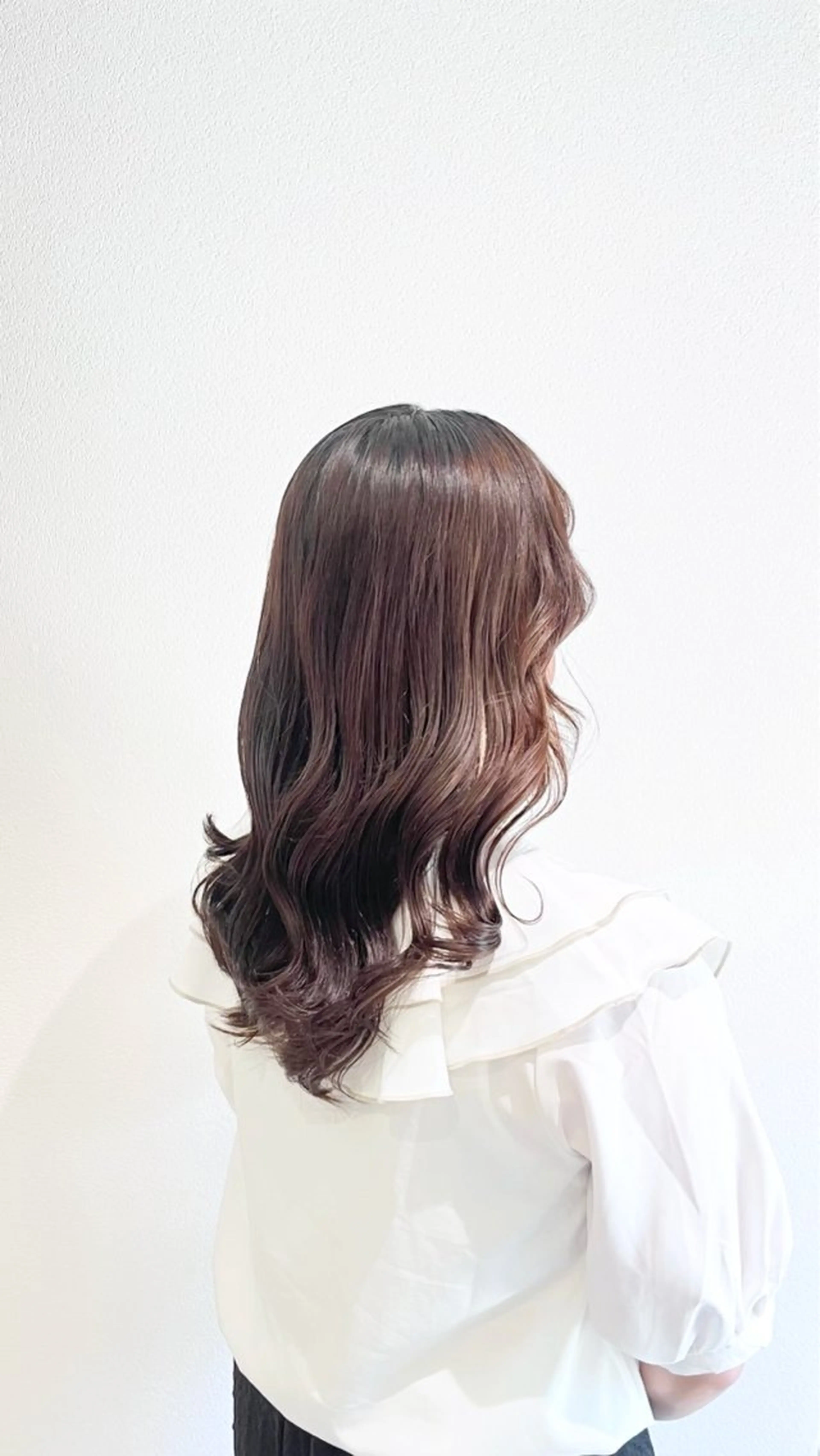 ロング カラー 艶髪✨️ kuyumi🌷のヘアスタイル