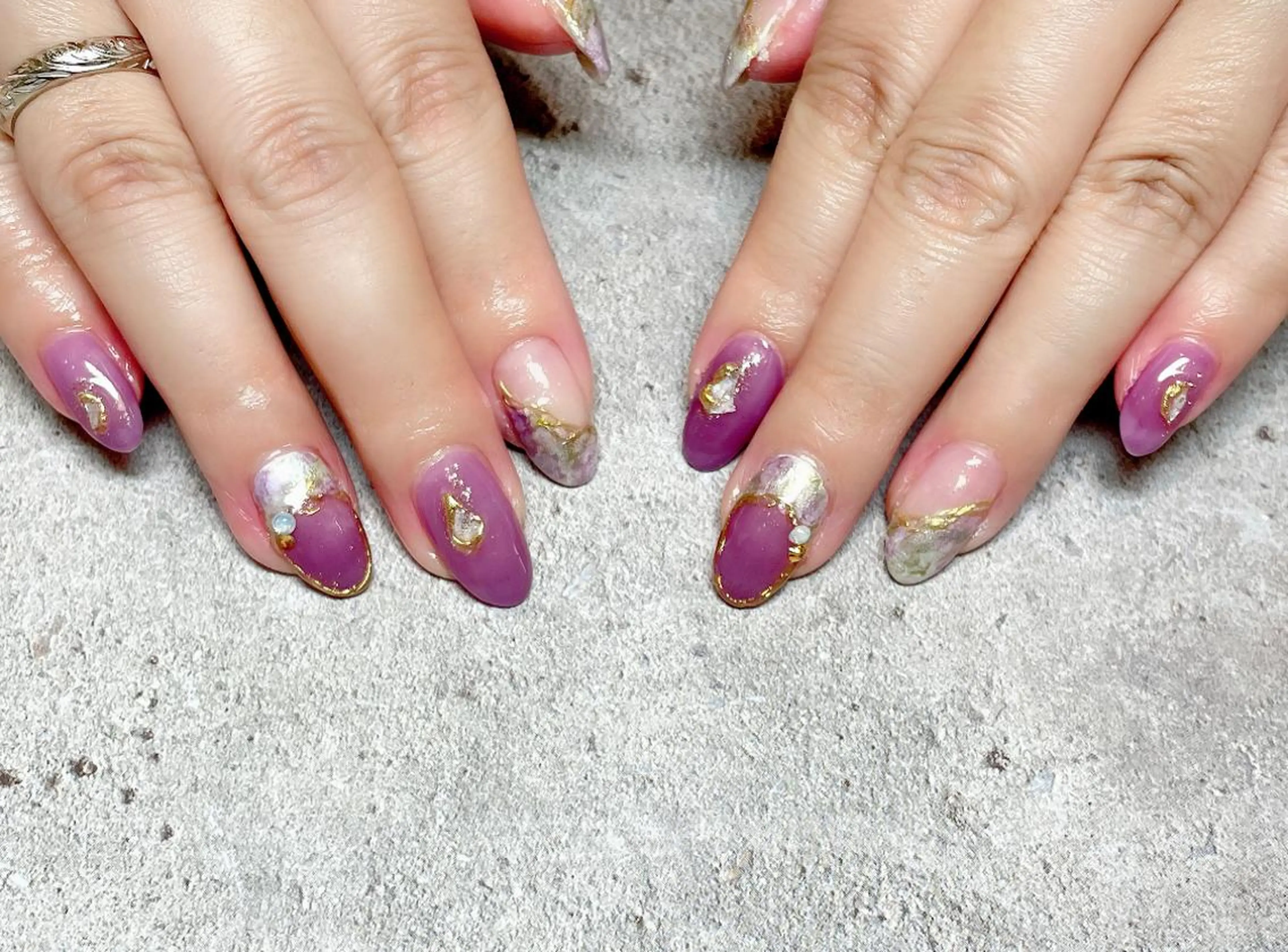 ネイル 水色 SINCERELY シンシアリー🌈のネイルデザイン