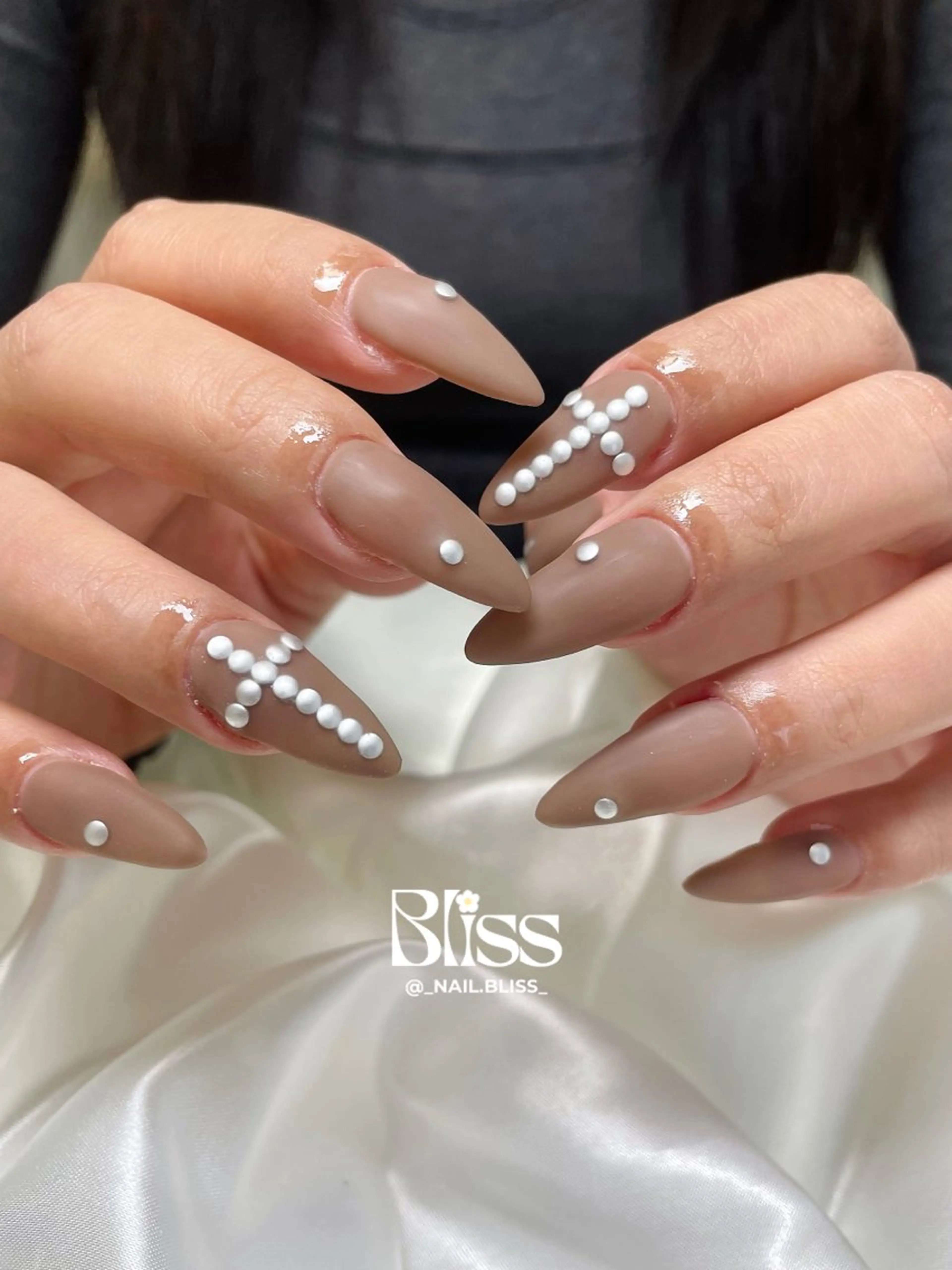 ネイル マットネイル ハンドネイル NAIL BLISSのネイルデザイン