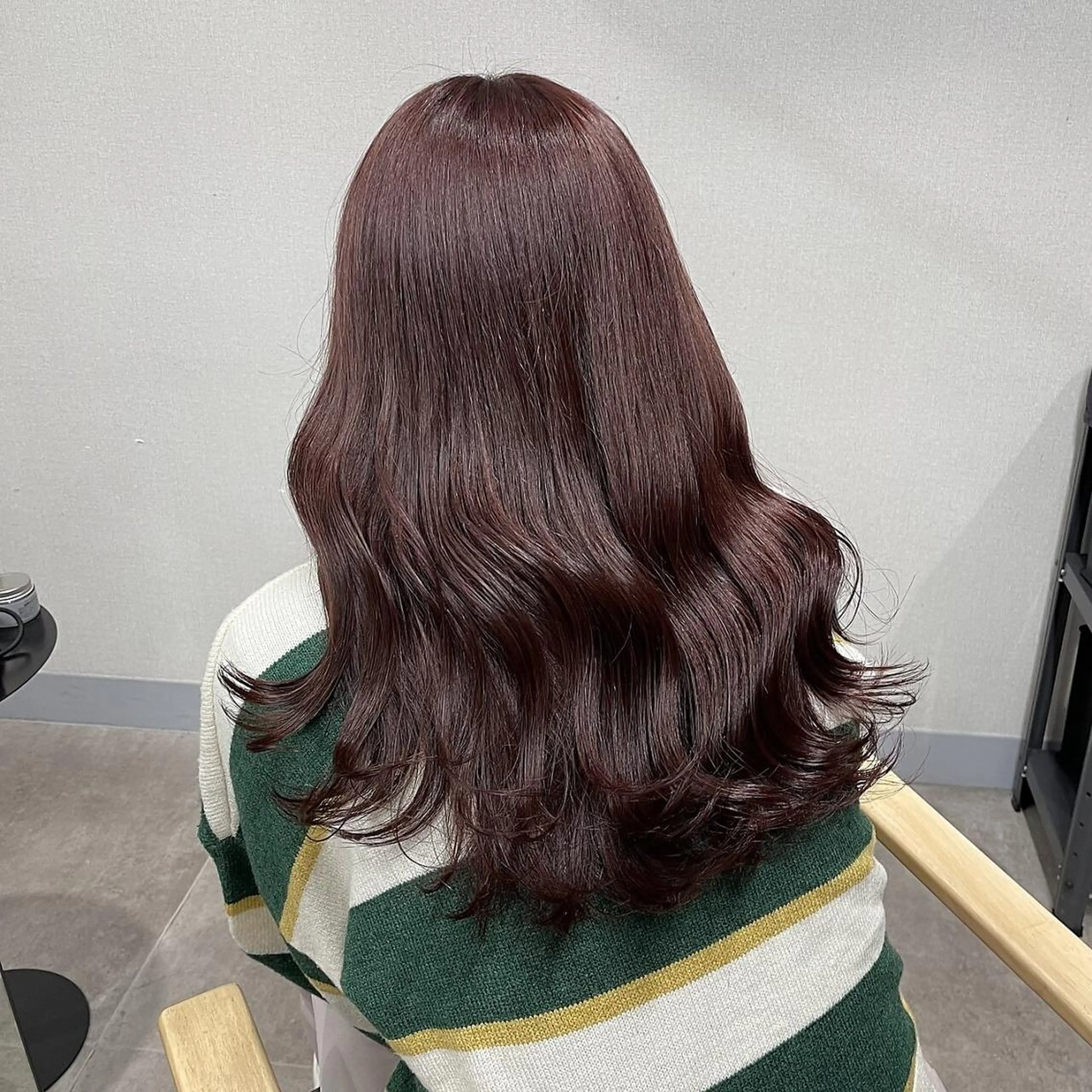 カラー ミディアム 暖色カラー✨代表しげ オグジュアリーのヘアスタイル