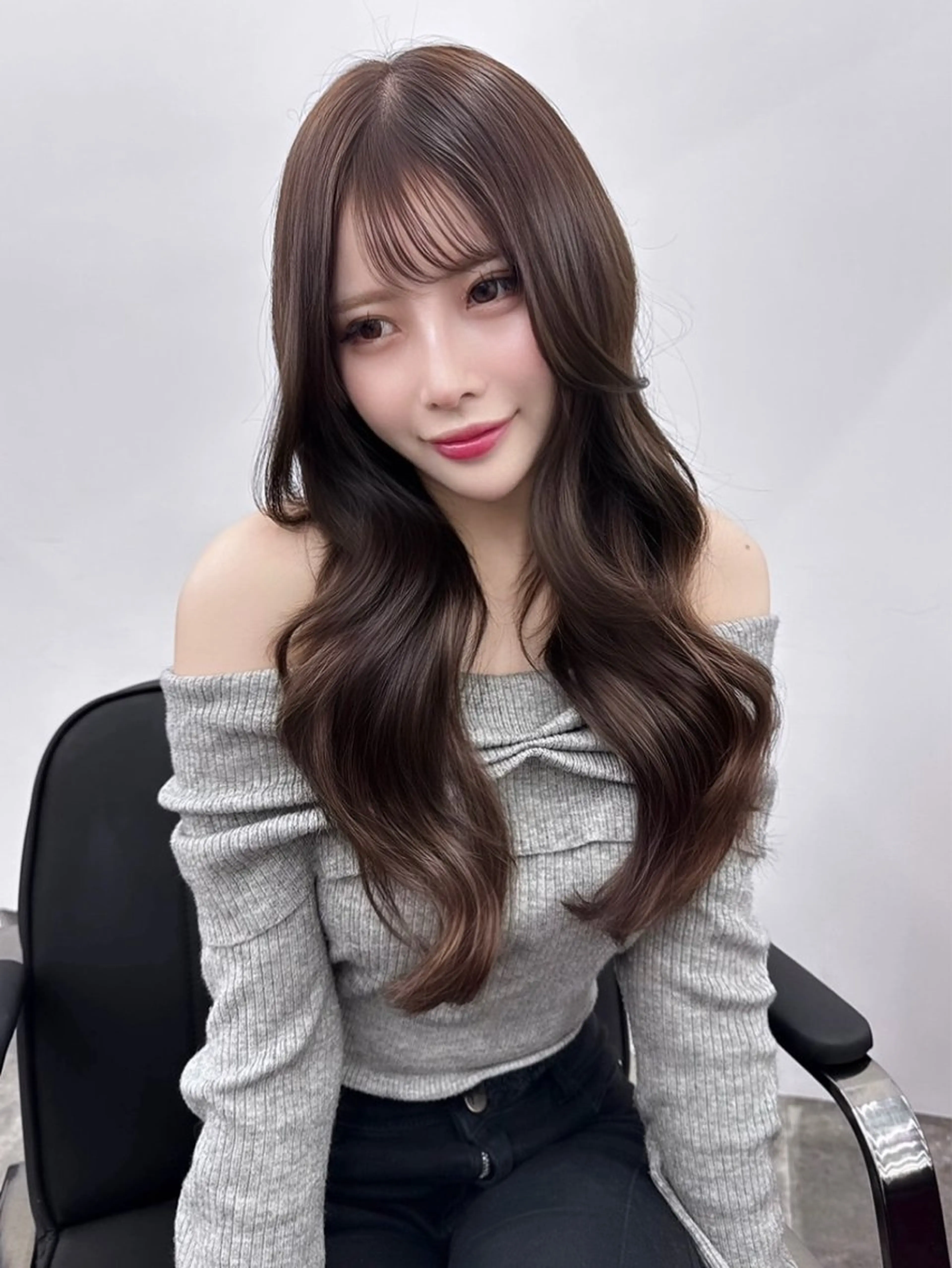 ロング くびれヘア 韓国風ヘア 小顔カット オルチャンヘア カット ヘアカラー トリートメント 韓国ヘア特化 TAKESHIのヘアスタイル