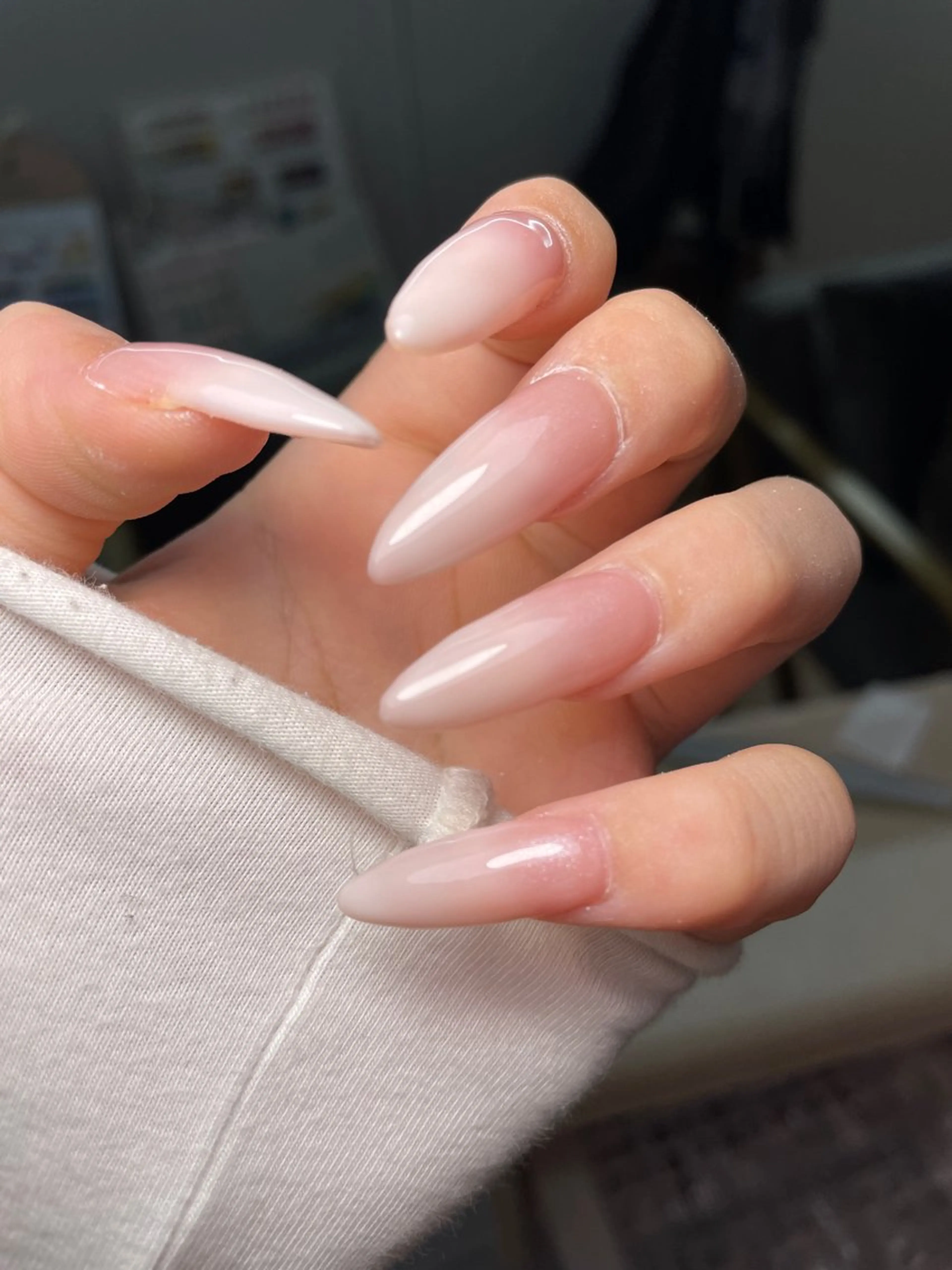 ネイル ビューティネイル所属・いろの Ironoのネイルデザイン