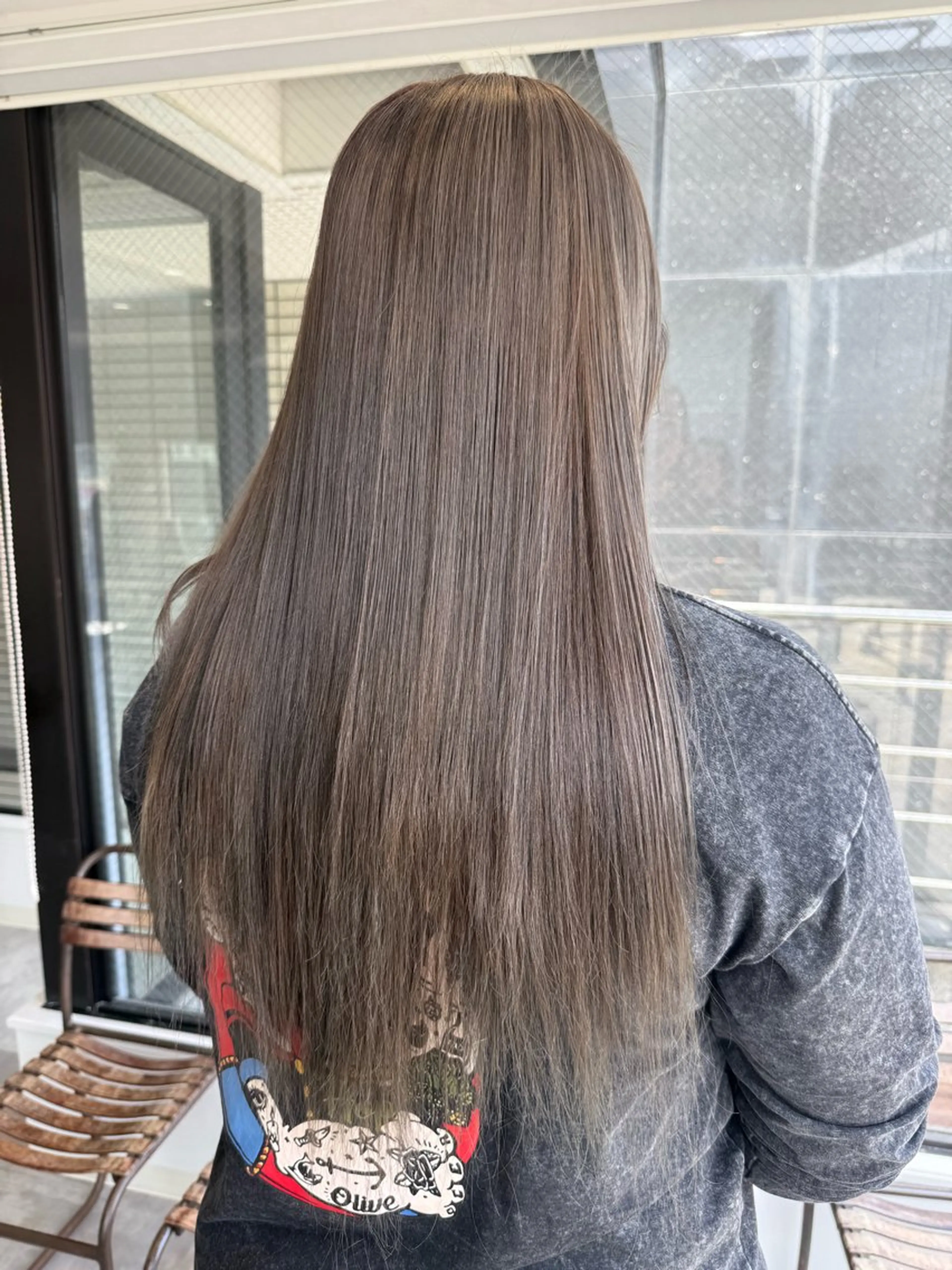 ロング 宮崎 寛美のヘアスタイル