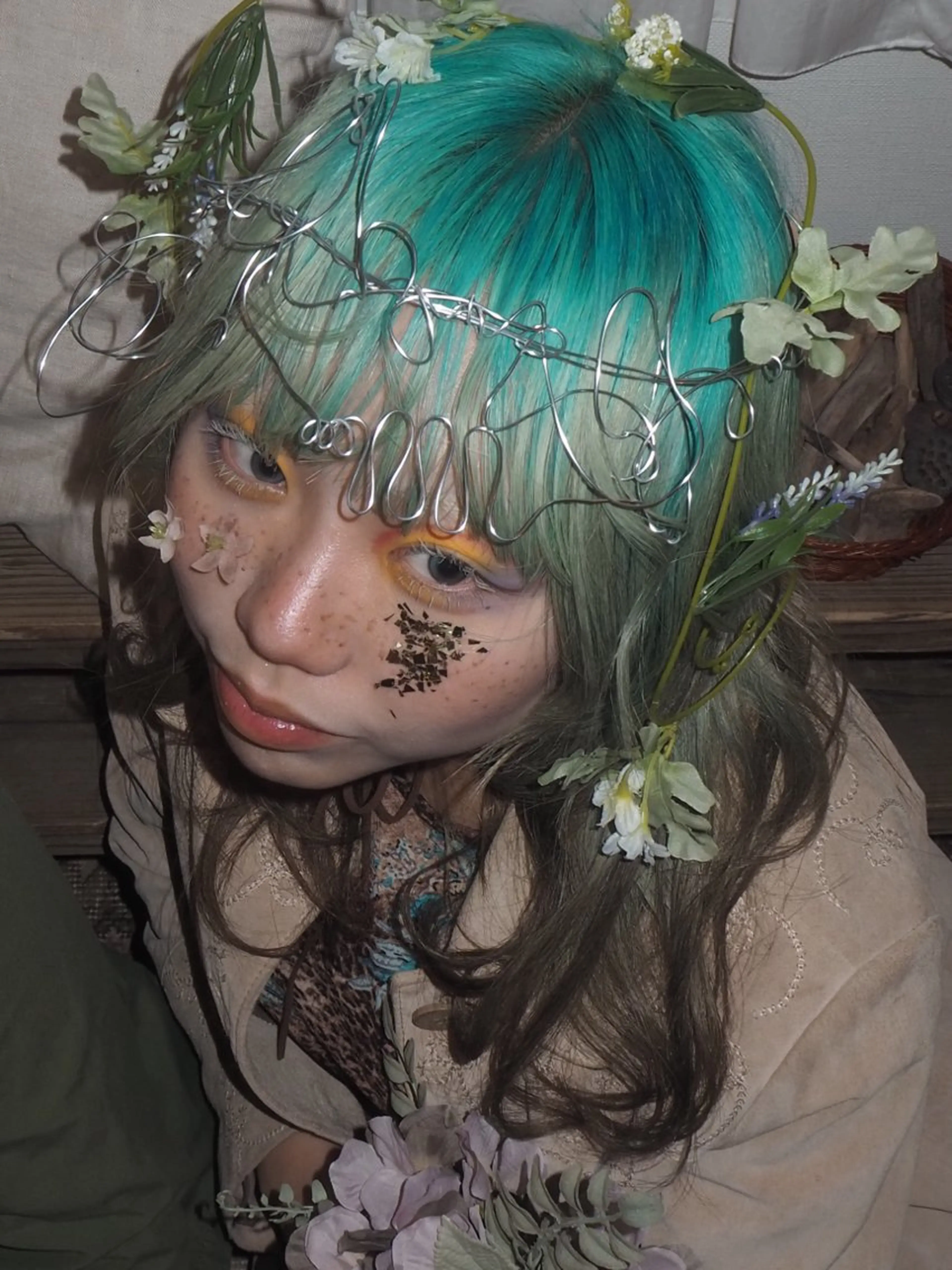 カラー ブリーチ ハイトーン/デザイン カラー/複雑履歴葉月のヘアスタイル