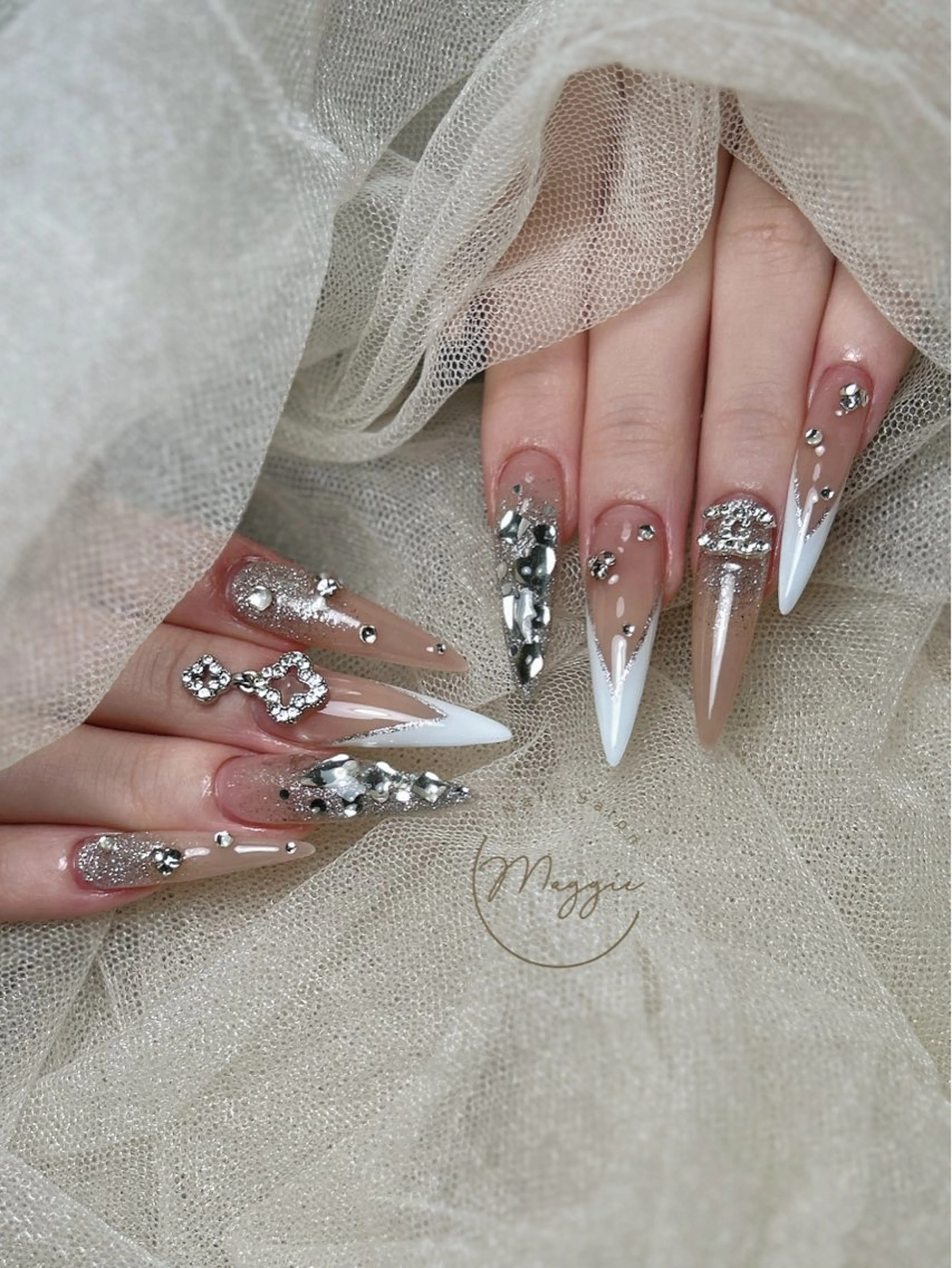 ネイル Maggie Nail🦩のネイルデザイン