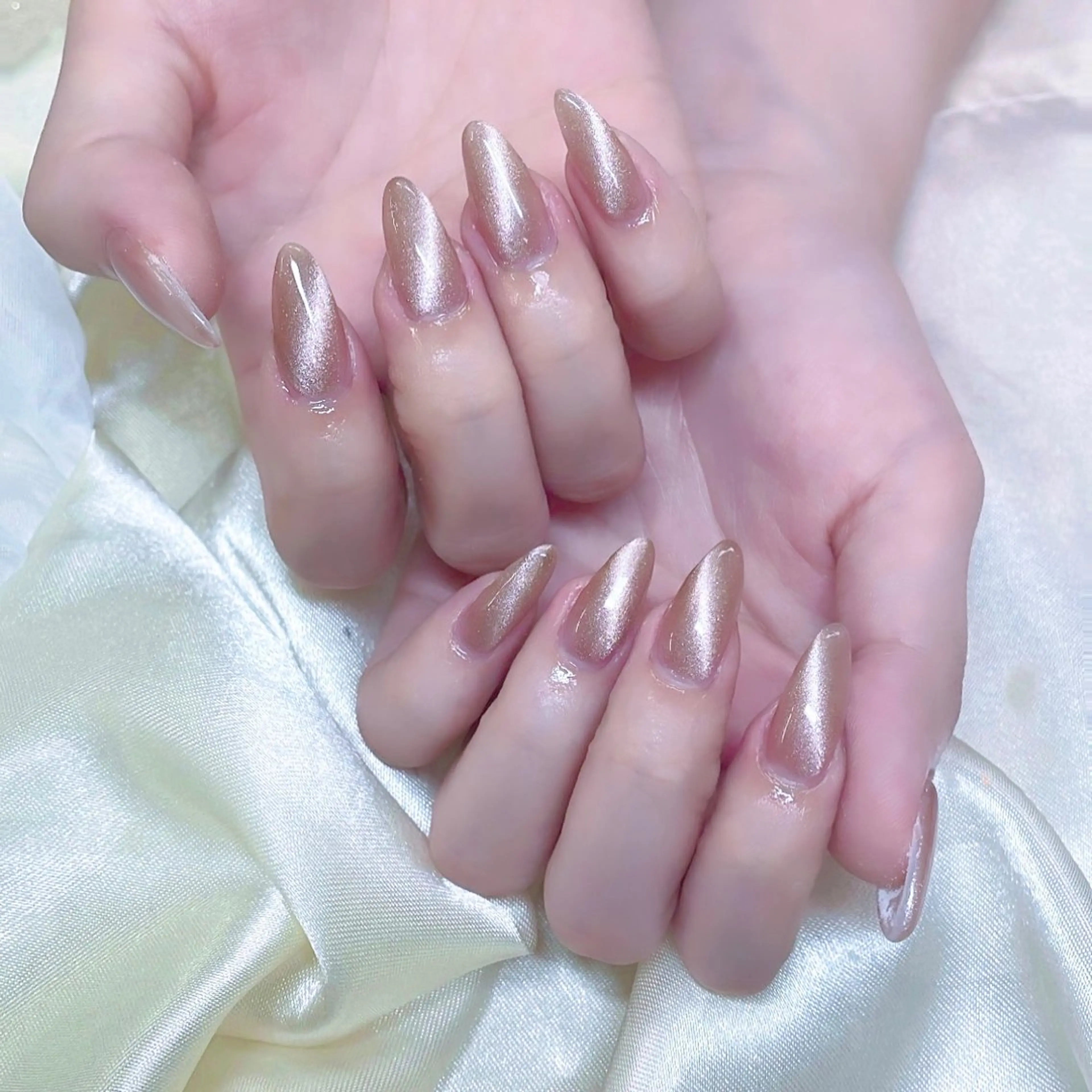 ネイル misaki 🩰‎🤍🎀のネイルデザイン