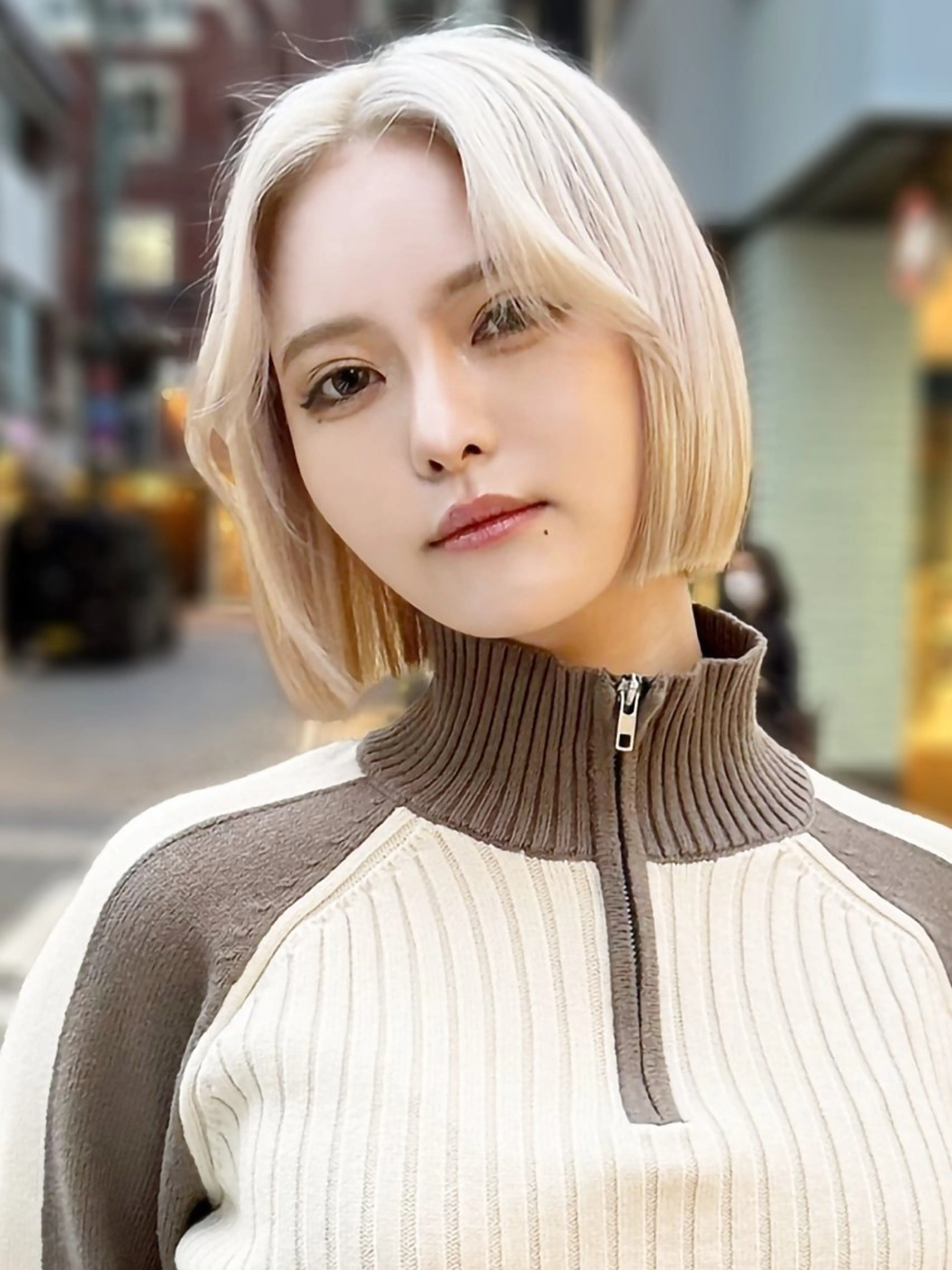 ショート カラー ベージュカラー ハイトーンカラー ハイトーンベージュ ヘアカラー トリートメント 【店長】韓国ヘア/ 美髪ケア　野沢綾馬のヘアスタイル