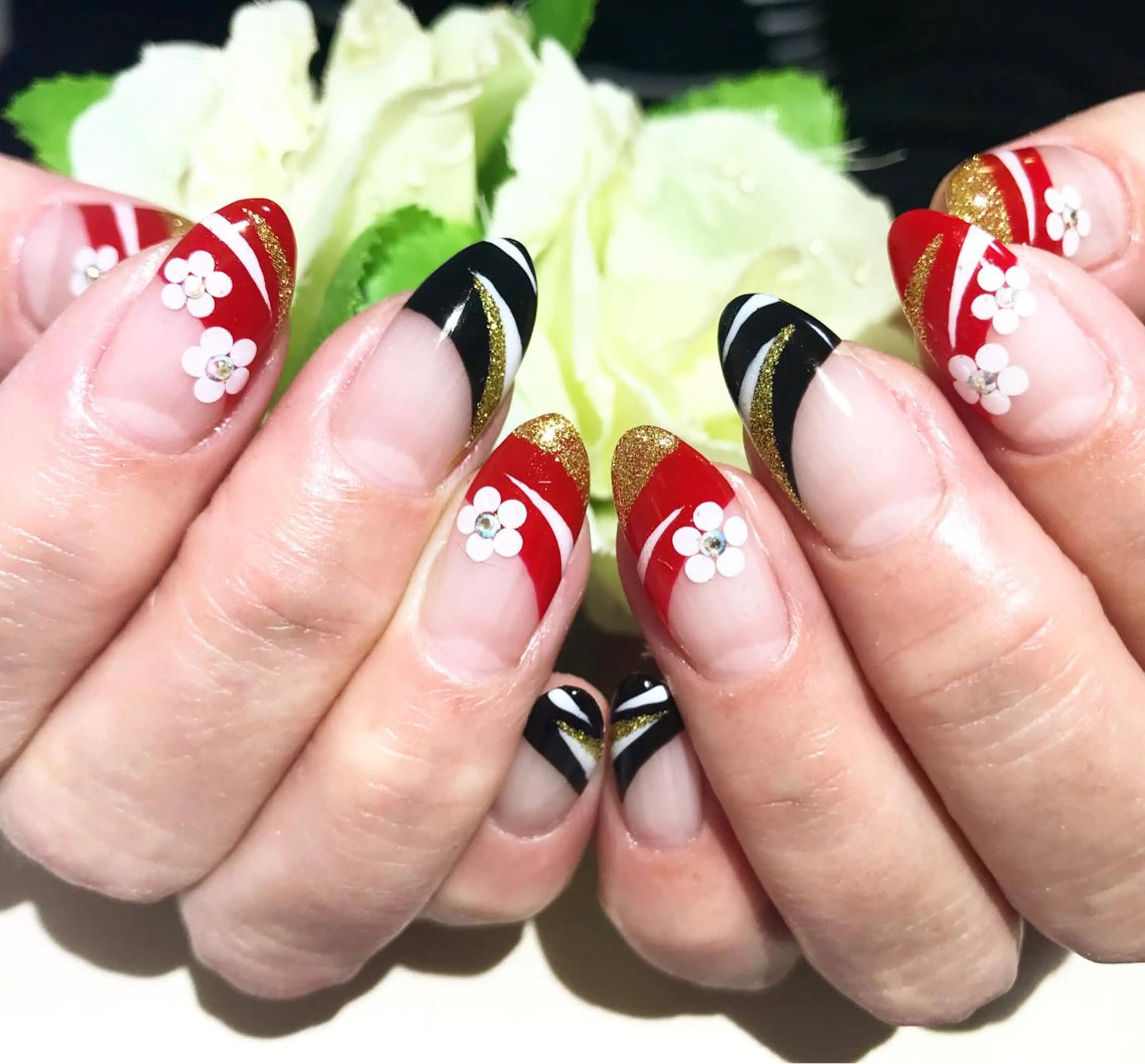 ネイル フットネイル フレンチネイル ホログラムネイル シンプルネイル 春ネイル nail fufla ♡yamane♡のネイルデザイン