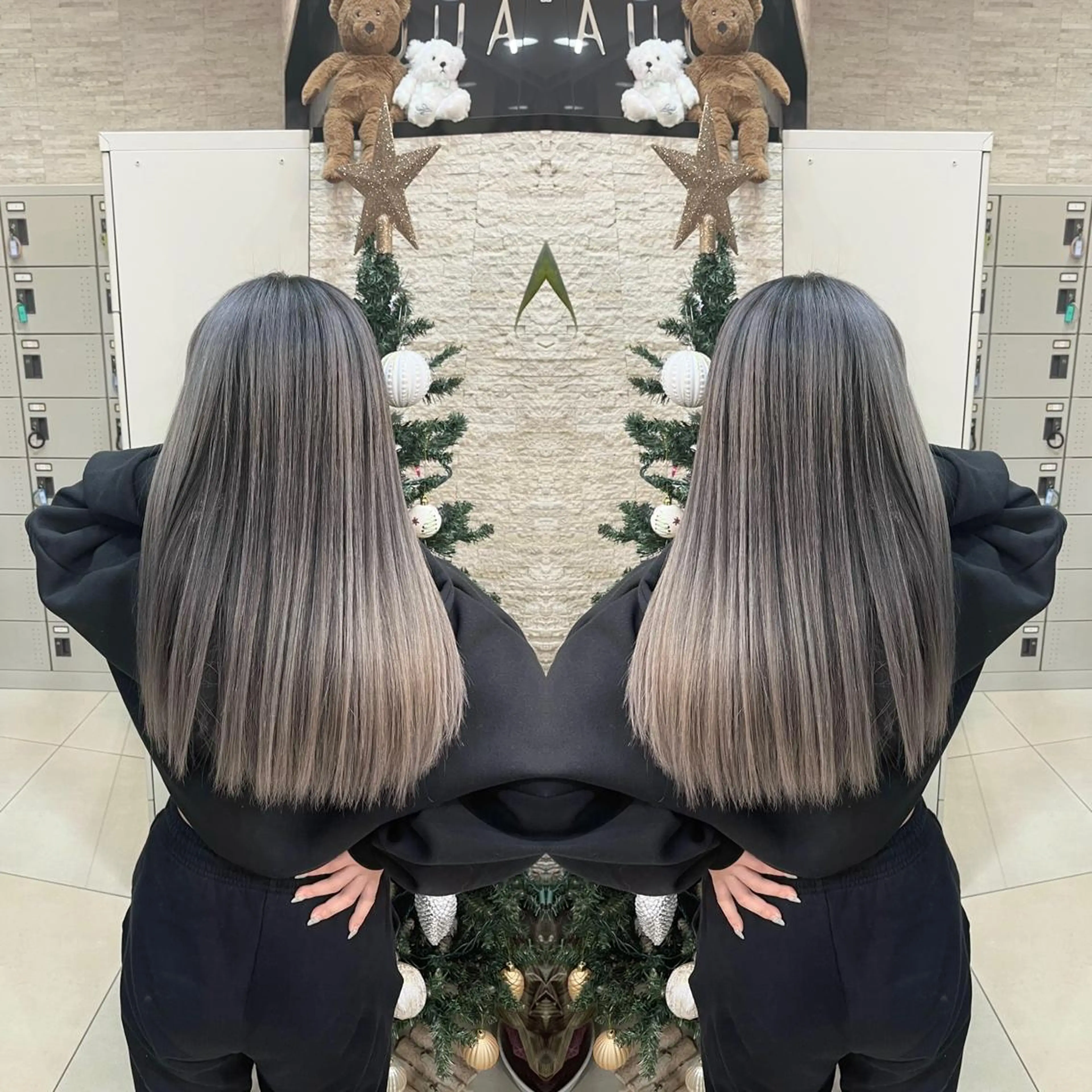 ロング カット ヘアカラー Y Uのヘアスタイル