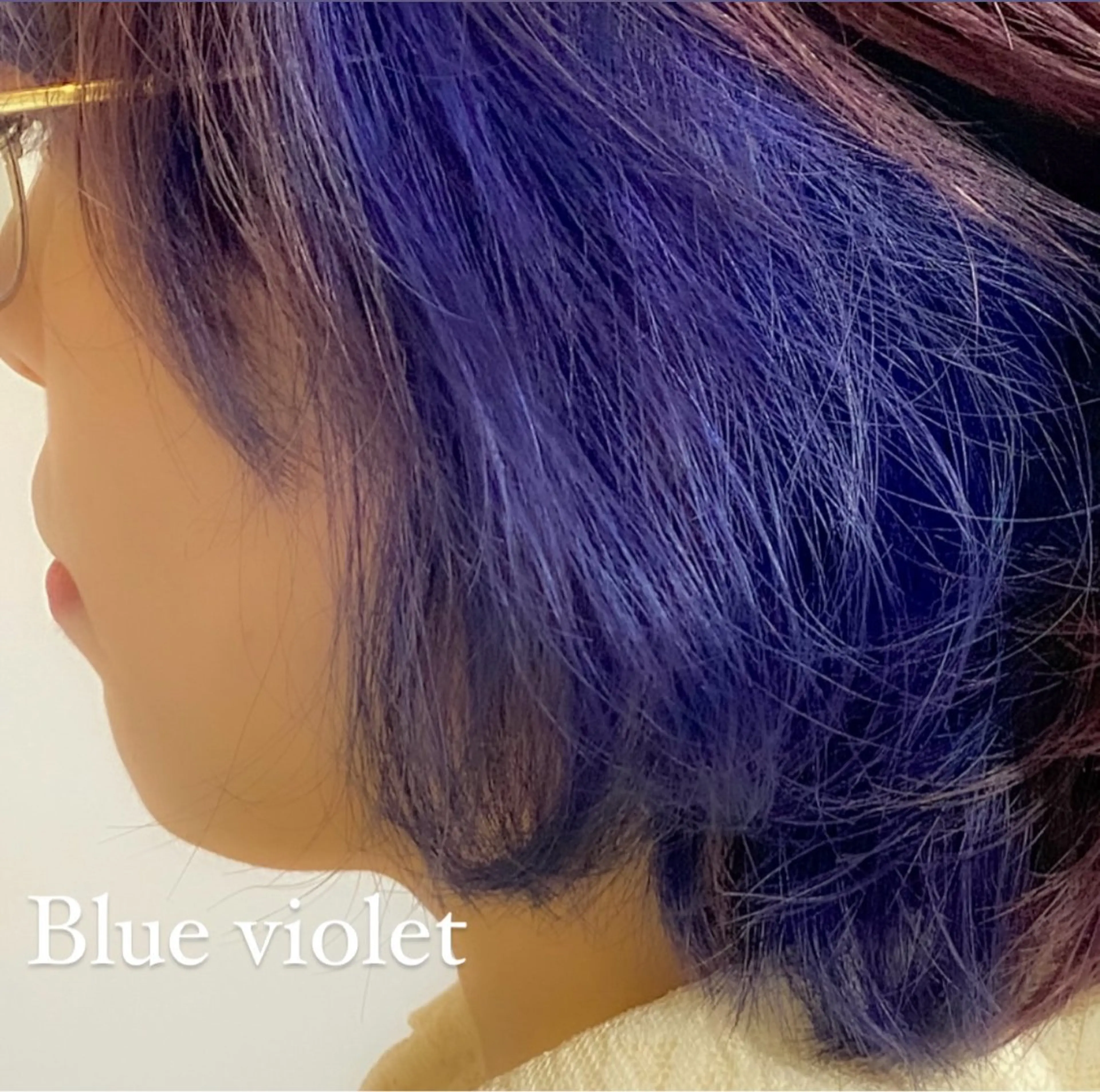 ショート カラー ブリーチ ブルーカラー ブルーバイオレット バイオレットカラー 3日空きあり 🌟misatoのヘアスタイル