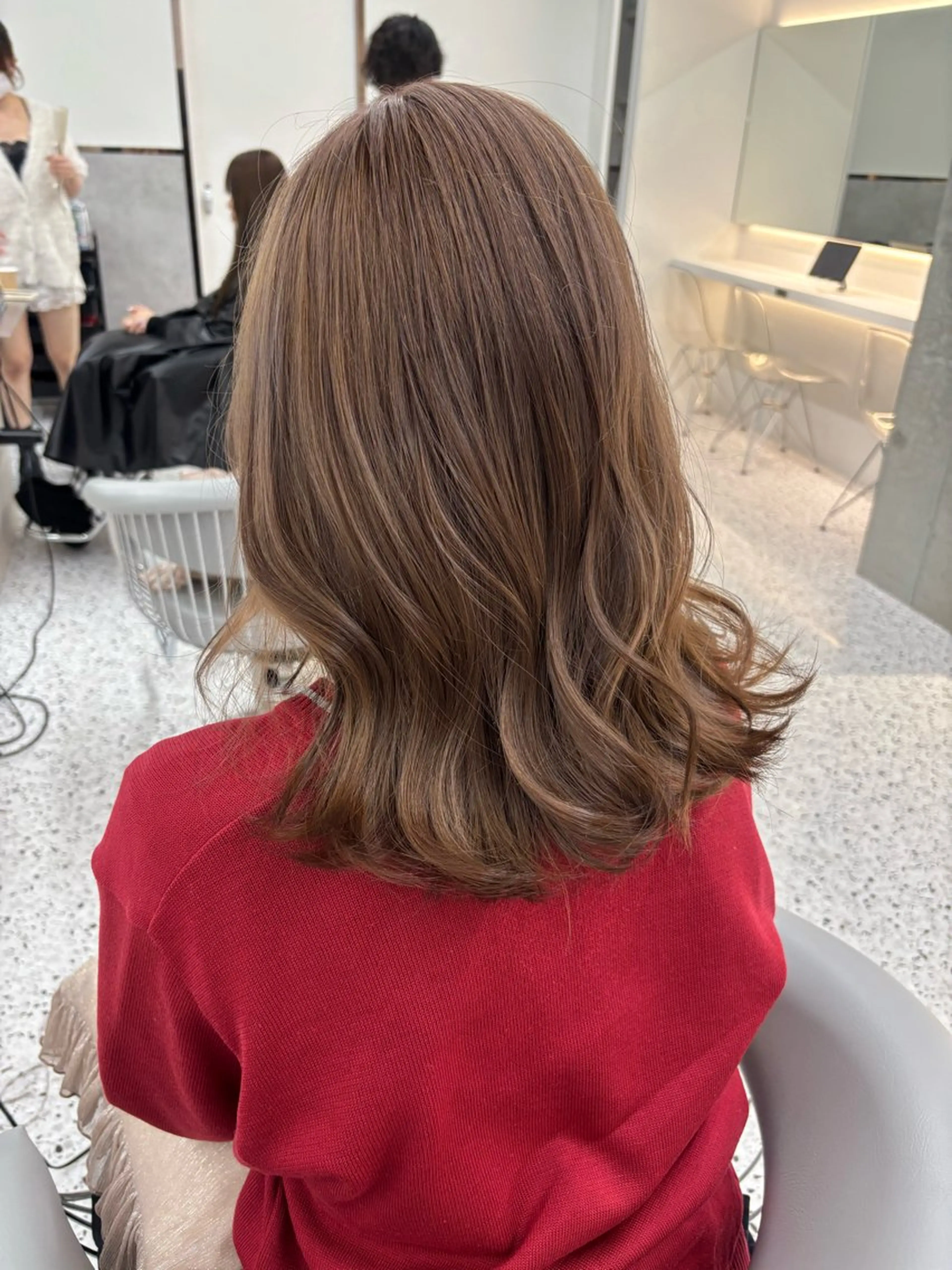 ミディアム カラー ブリーチ ボブ 韓国風ヘア レイヤーカット トリートメント ヘアカラー rina／ベージュ ワンホン/韓国ヘアのヘアスタイル