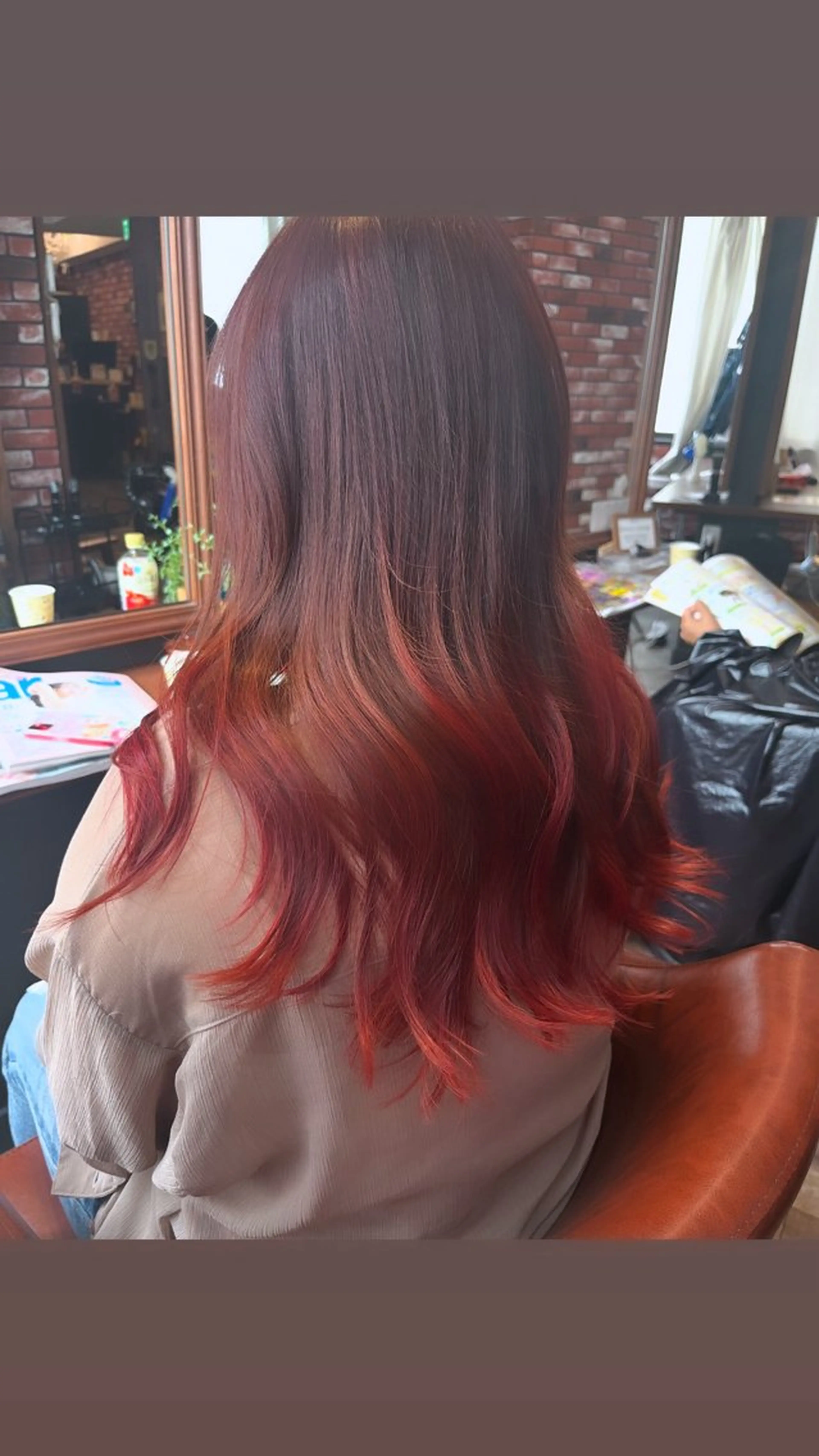 ロング カラー 眞壁 華子のヘアスタイル