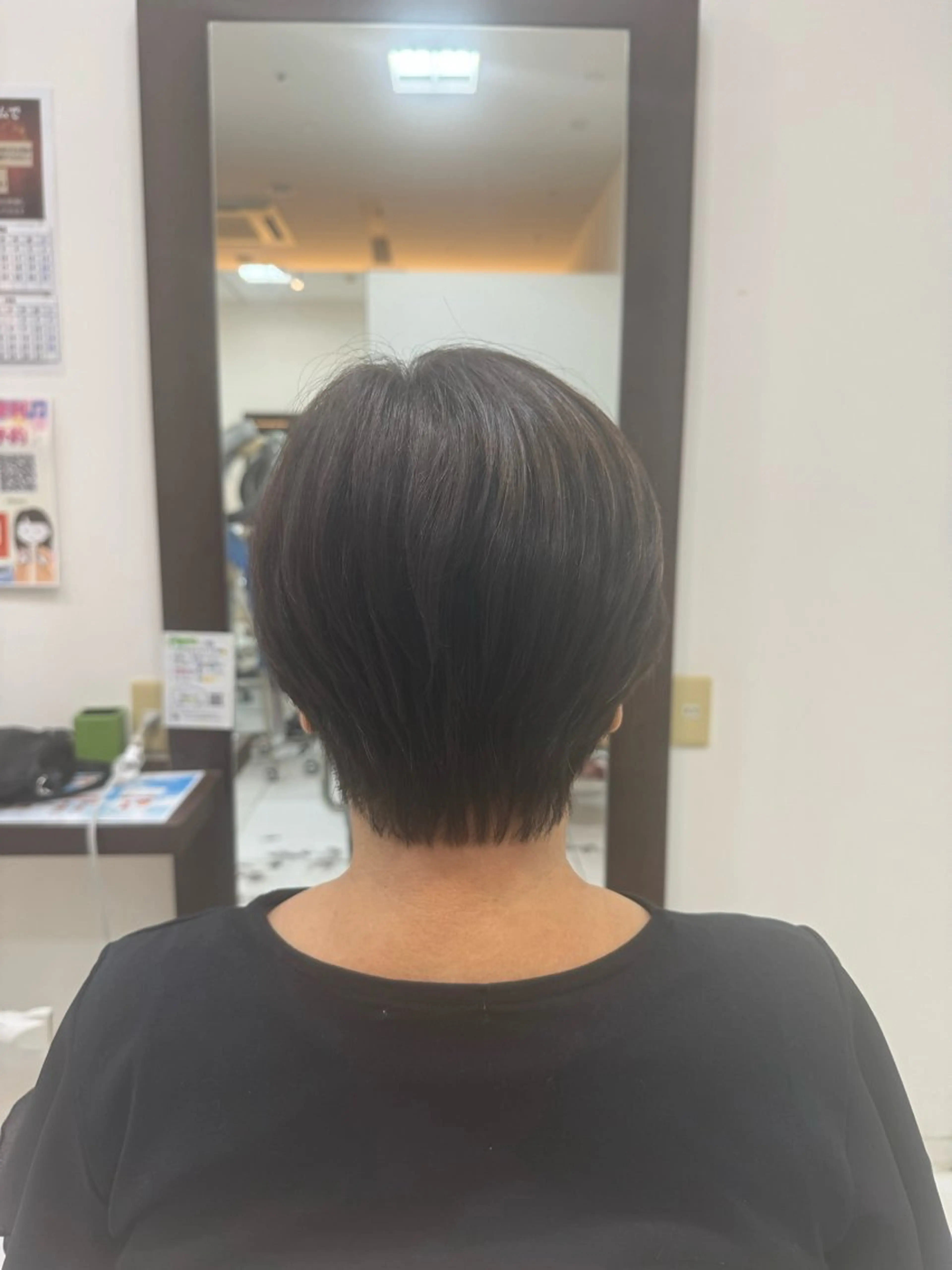 ショート 小達 陽菜のヘアスタイル