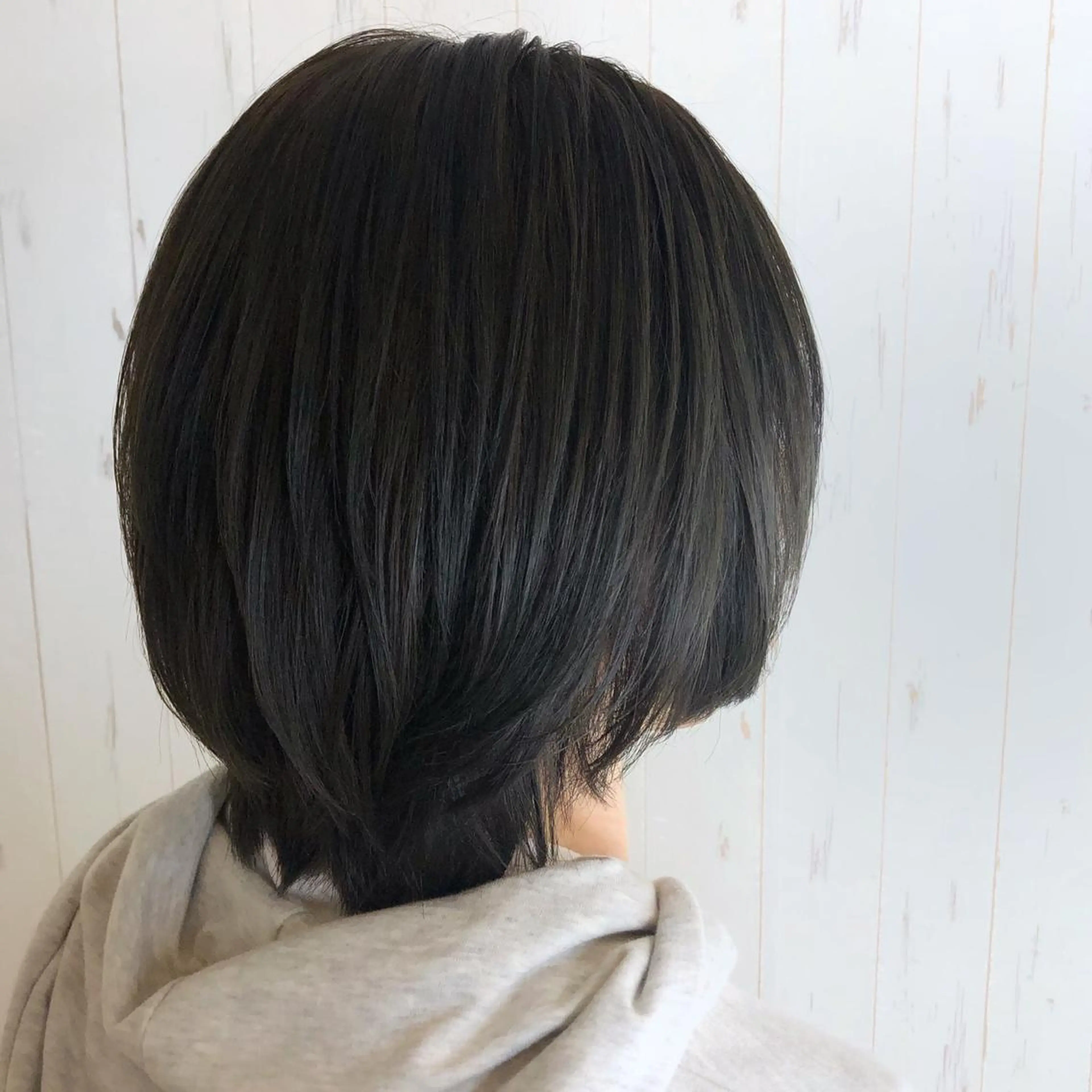 ショート カラー イルミナカラー スターダスト ボブ ボブ/透明感カラー 🤍永田真穂のヘアスタイル