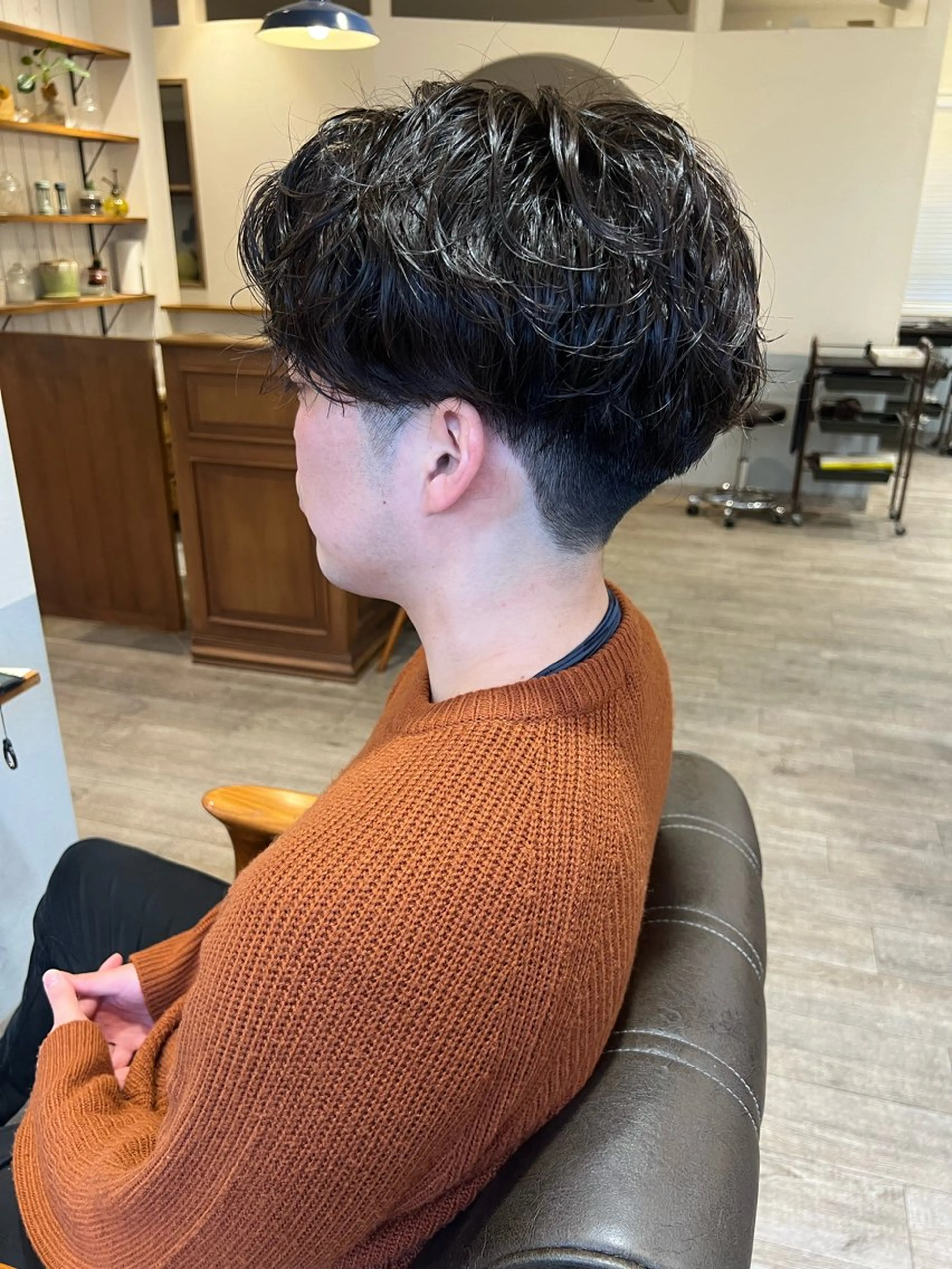 ミディアム パーマ メンズ ミディアムパーマ マッシュ メンズパーマ ニュアンスパーマ カット パーマ ヘッドスパ 💐メンズ特化× パーマ💐早坂駆留のヘアスタイル