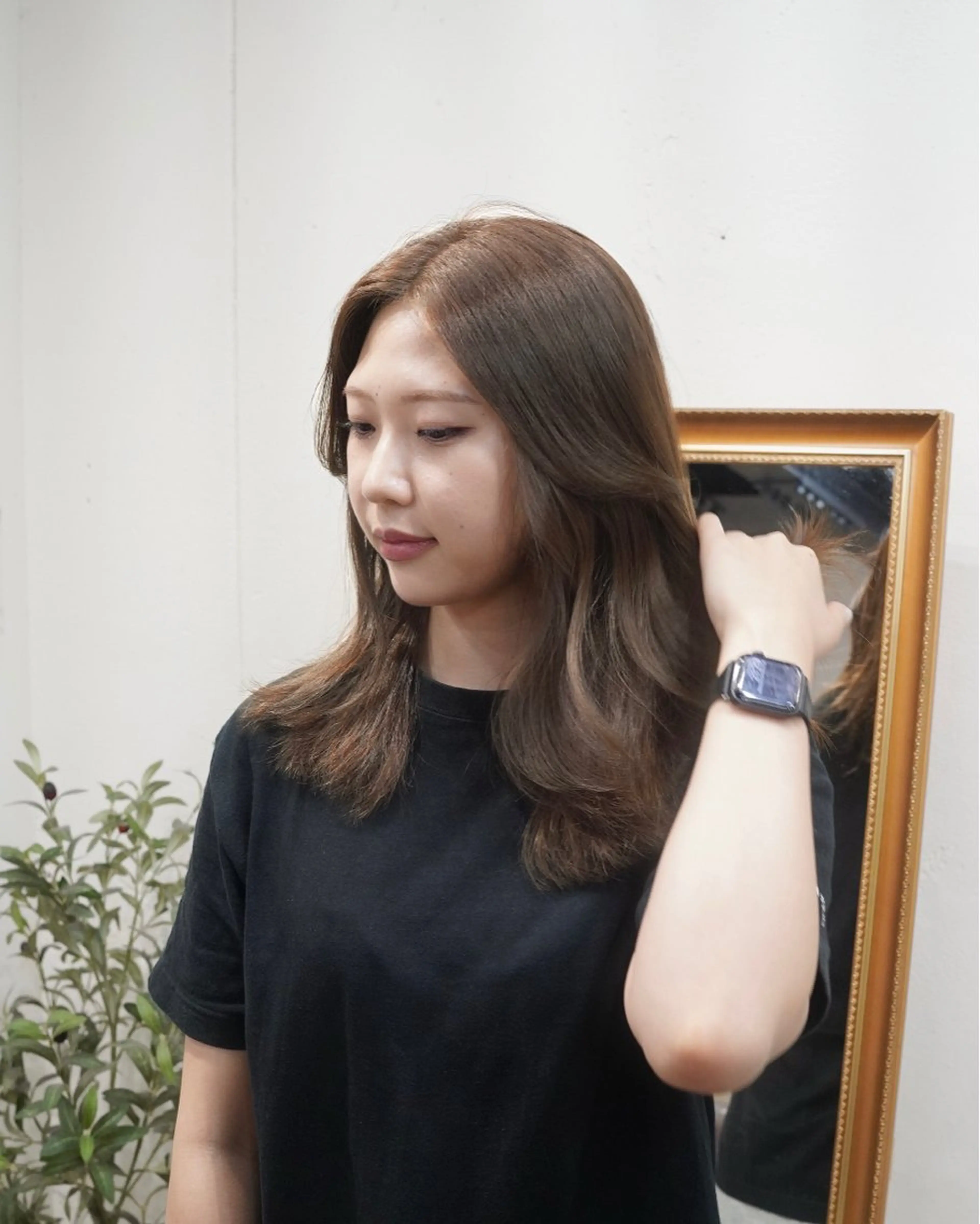 セミロング カラー ベージュカラー 🪞透けヘア髪質改善 艶ベージュ/nagiのヘアスタイル