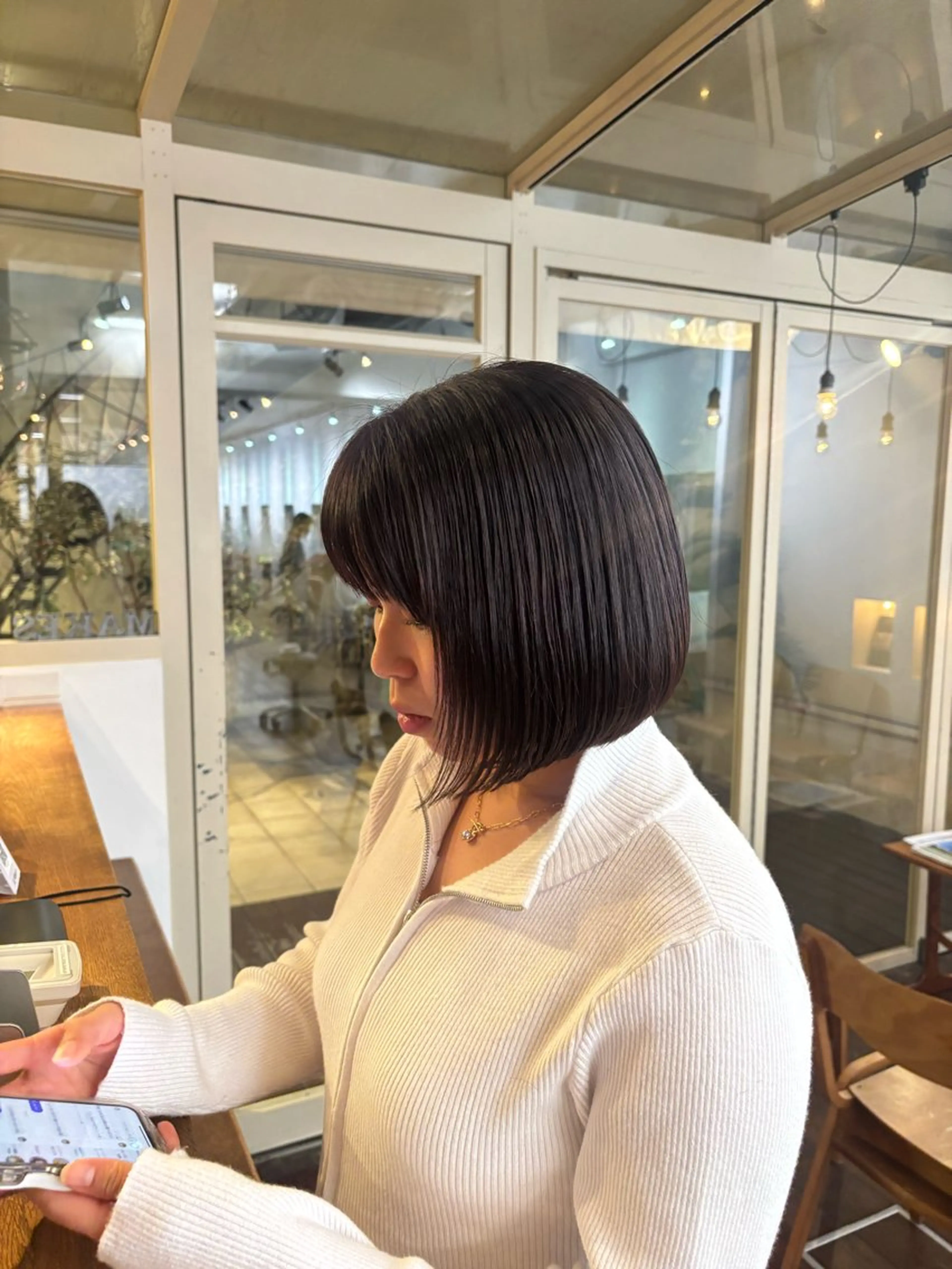 ミディアム カラー くいた あやなのヘアスタイル