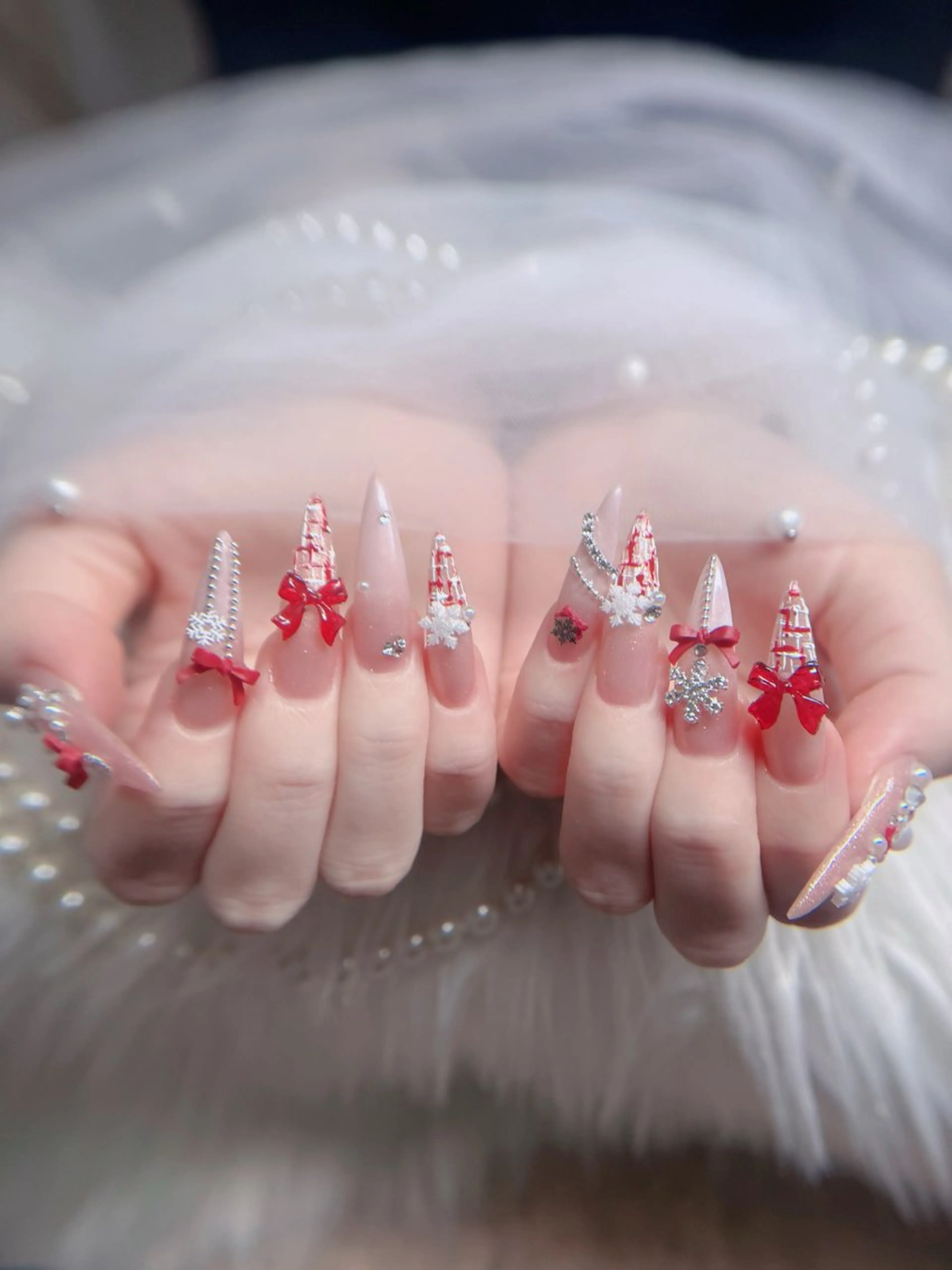 ネイル フレンチネイル ジェルネイル ガラスフレンチ ハロウィン ハート ハンドネイル H.baby Nail Salonのネイルデザイン