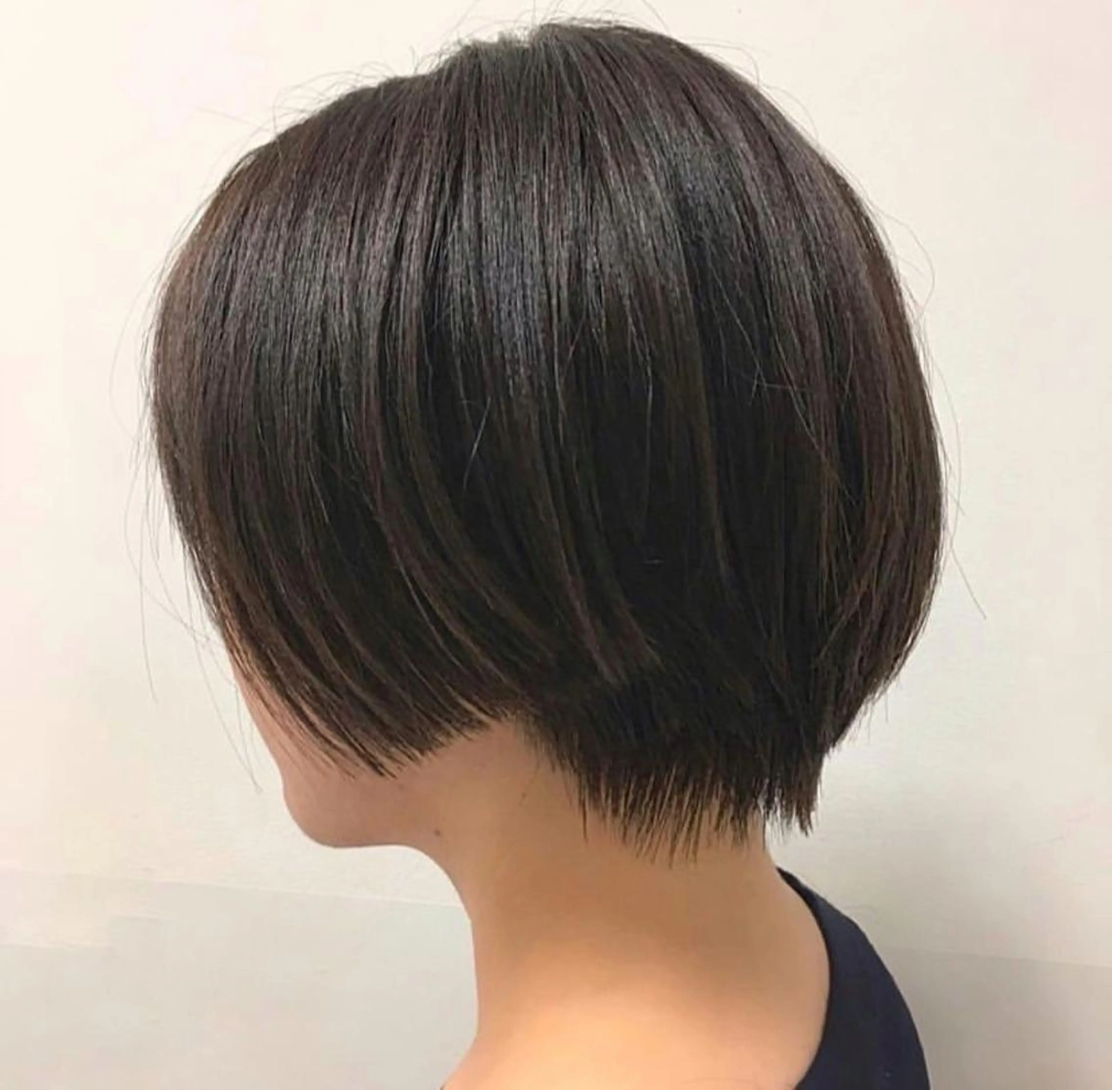 ショート カラー デザインヘア 小林裕史のヘアスタイル