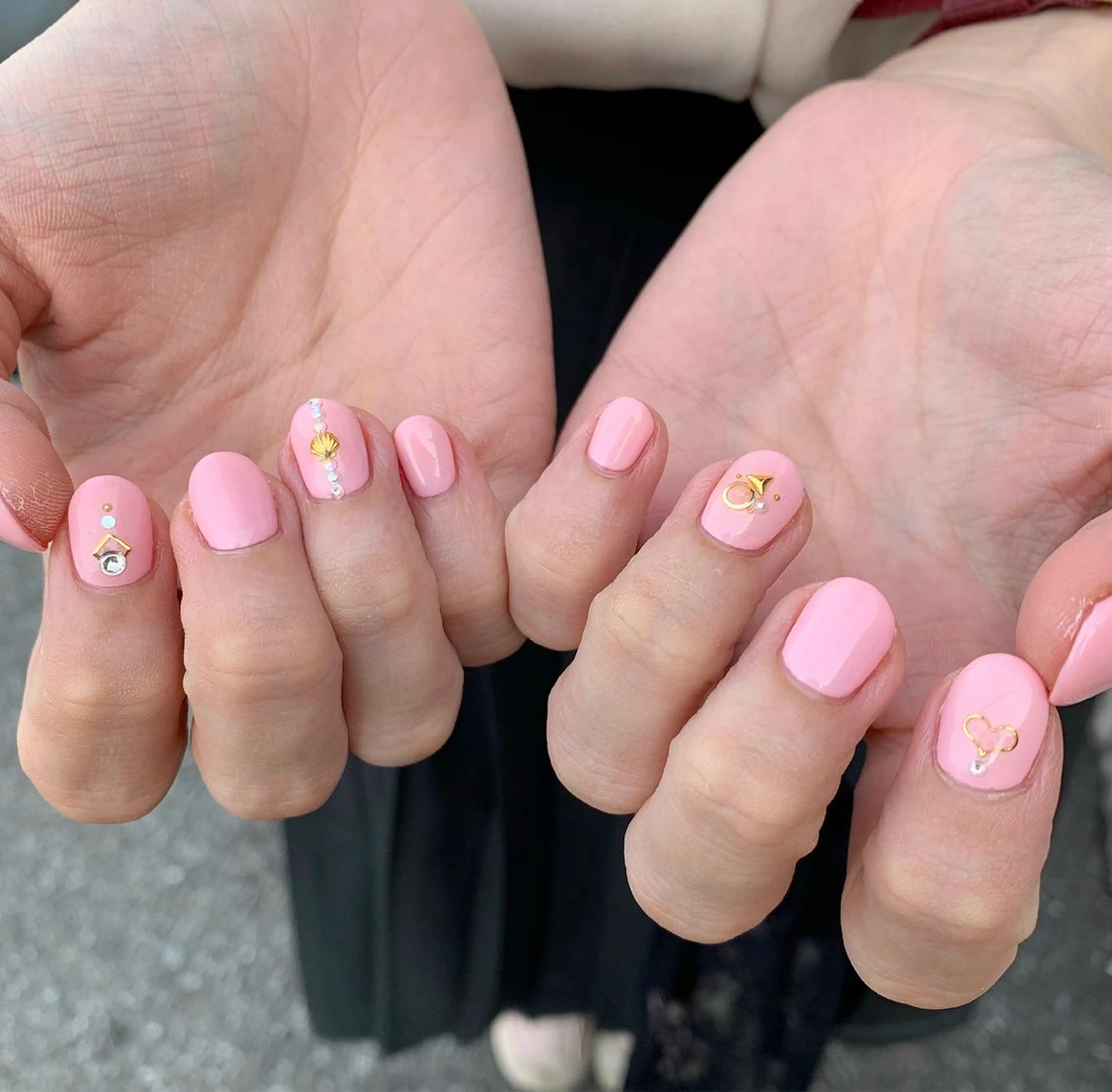 ネイル 佐藤 穂乃香のネイルデザイン